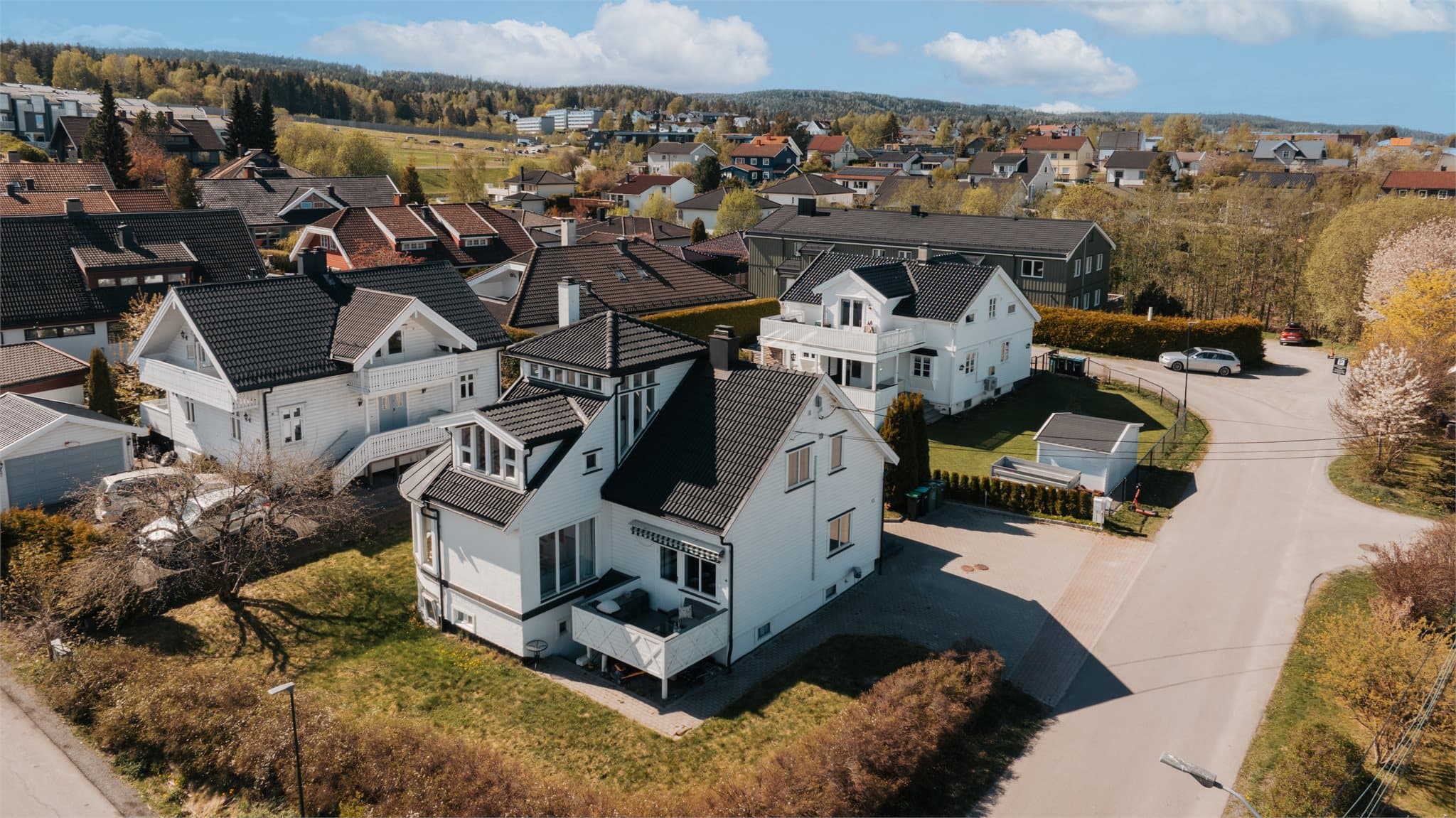 Emera Eiendomsmegling v/Gina Granli (tlf. 99274052) ønsker velkommen til Tors vei 13!