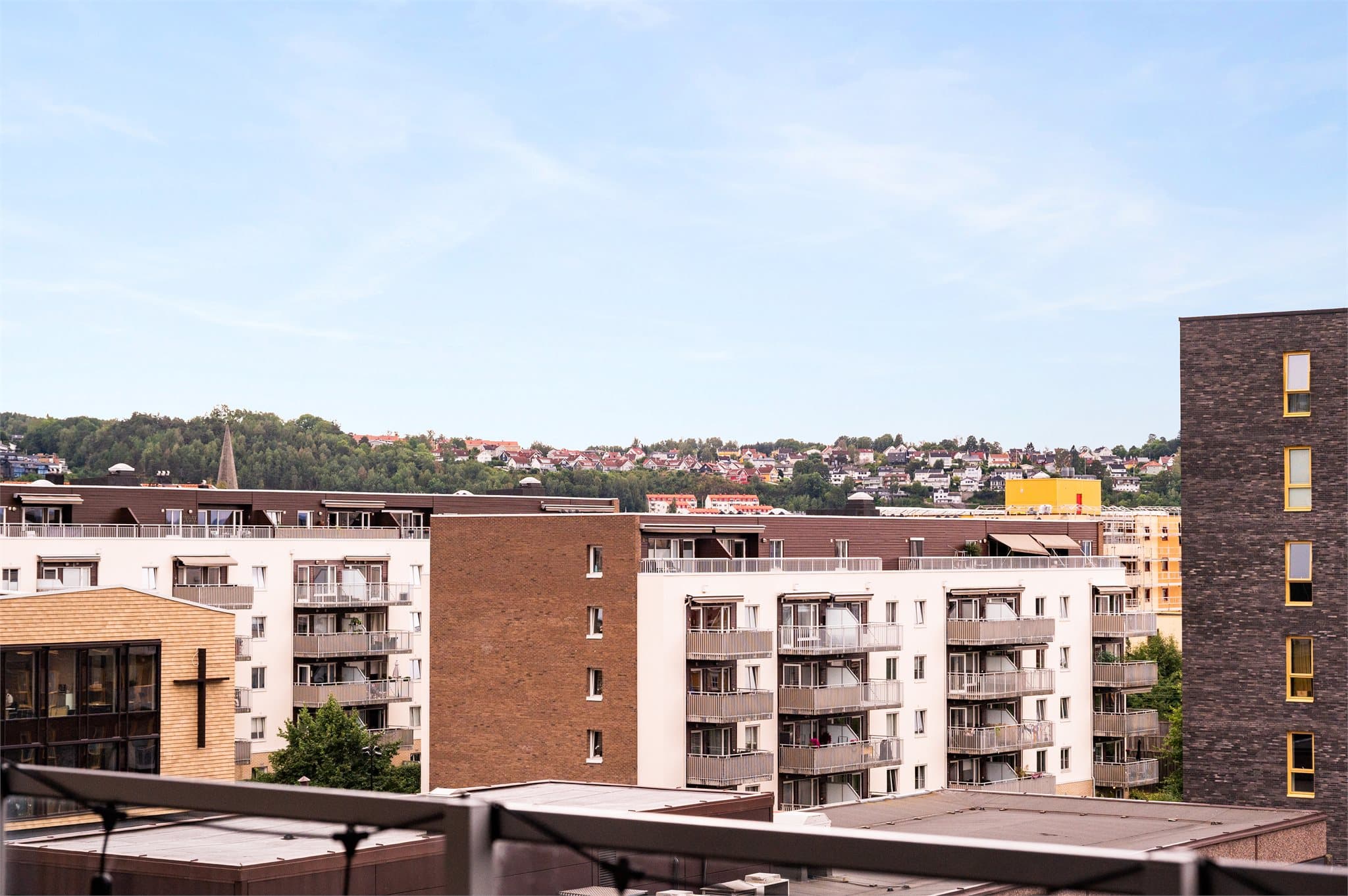 Utsikt fra balkongen.