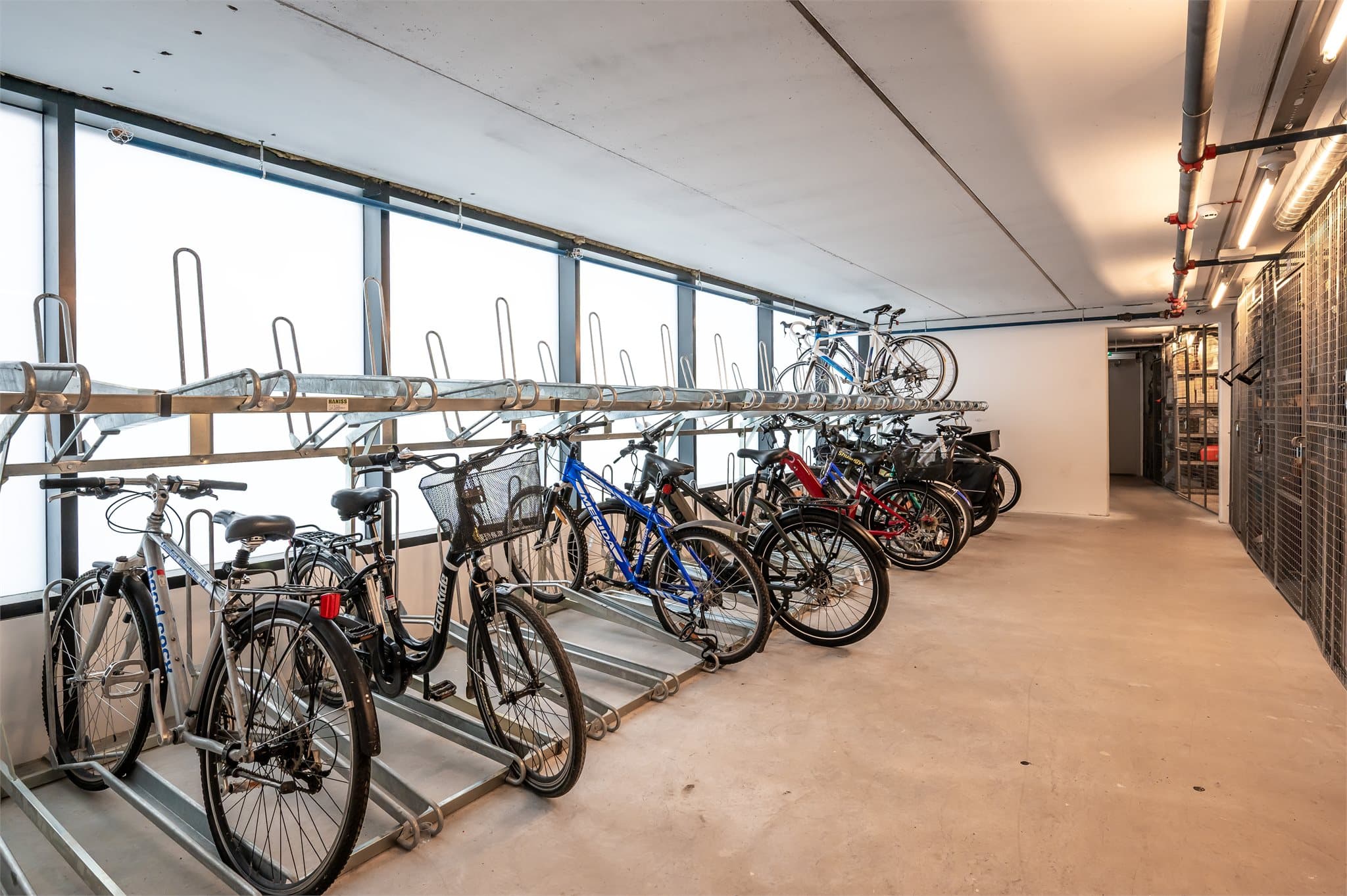 Sameiet har felles sykkel- og barnevognparkering