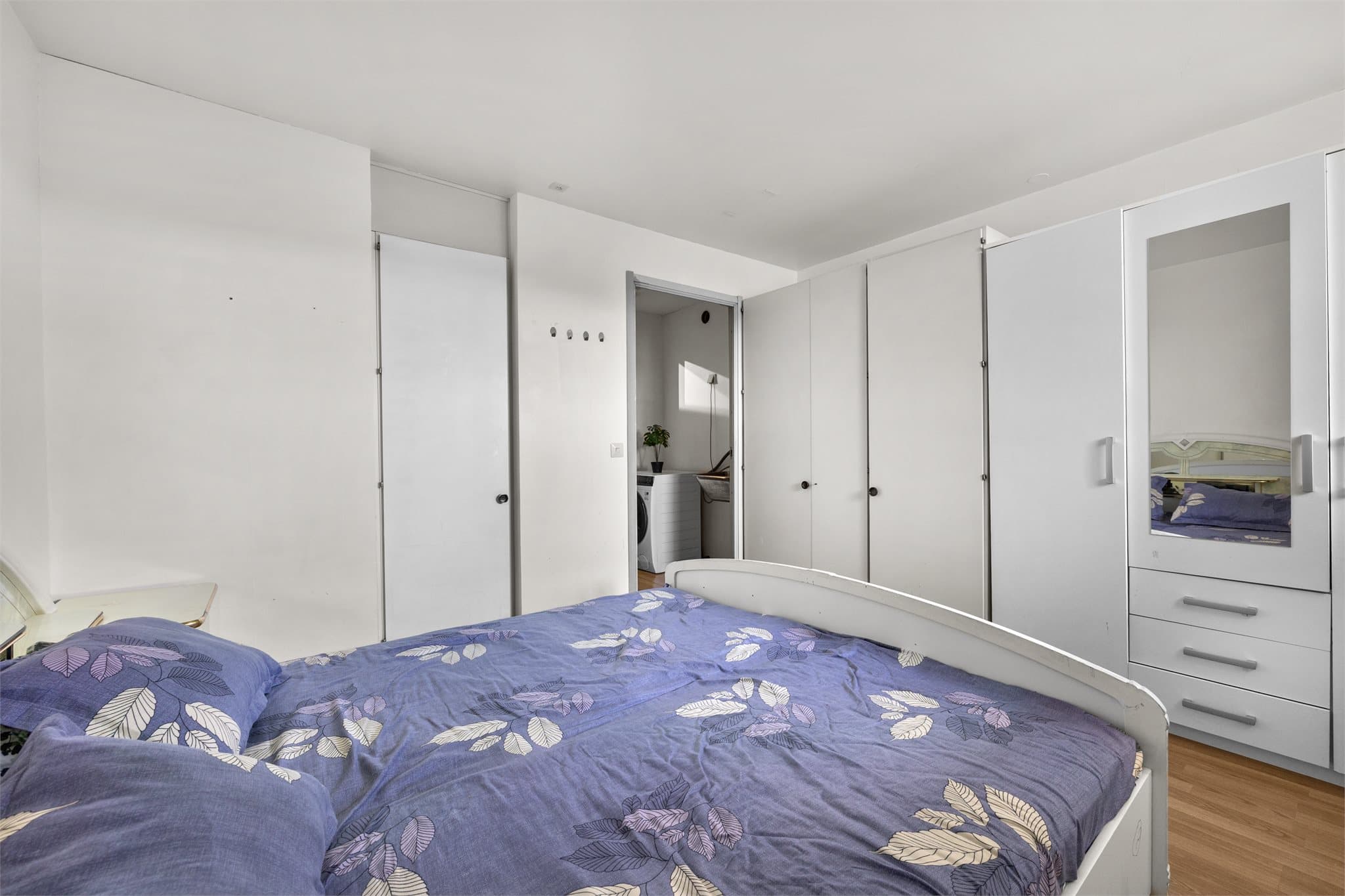 Hovedsoverommet er av god størrelse