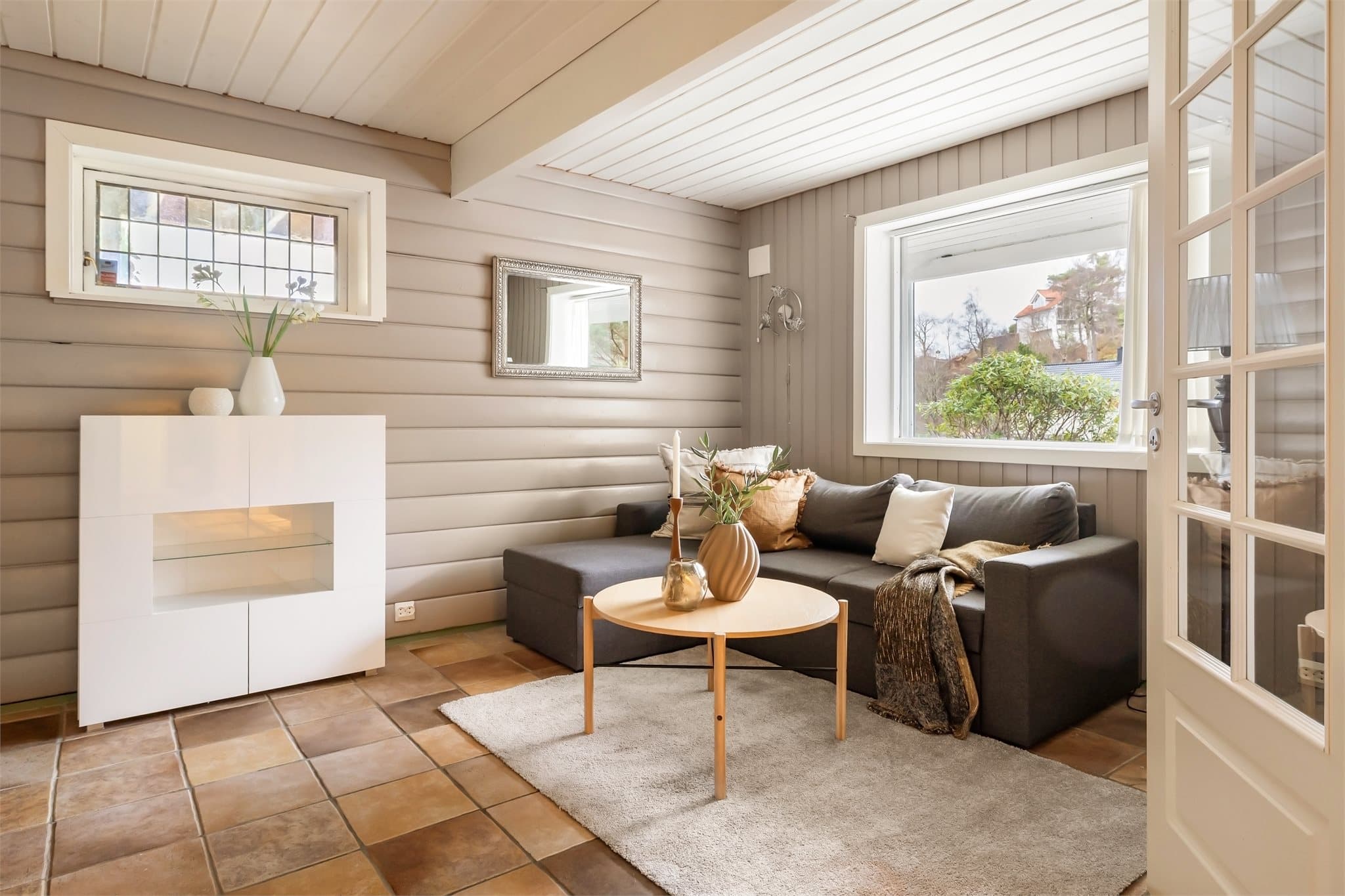 - Kjellerstuen måler 18,3m² -