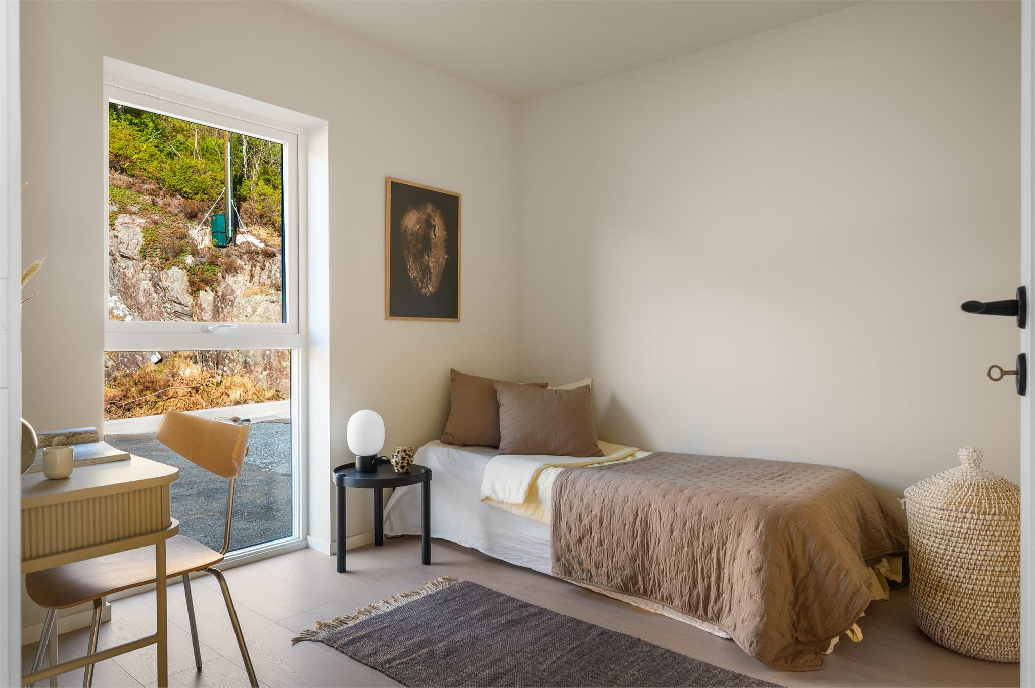 - Andre soverom i 1. etasje måler 8,7 m² -