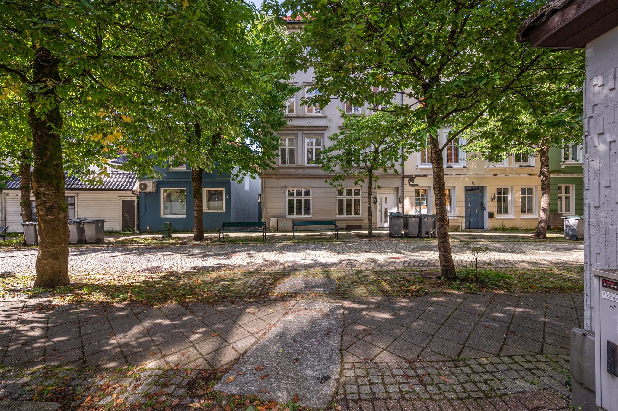 - Beliggenheten byr på svært gode kollektivforbindelser - perfekt for deg som jobber eller studerer både i og utenfor sentrum! -