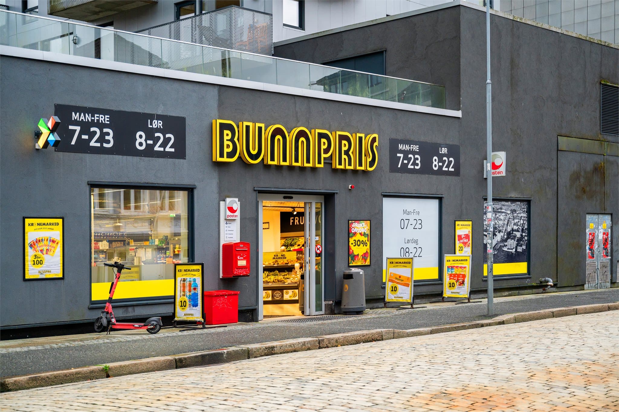 - Få minutters gange til Bunnpris -