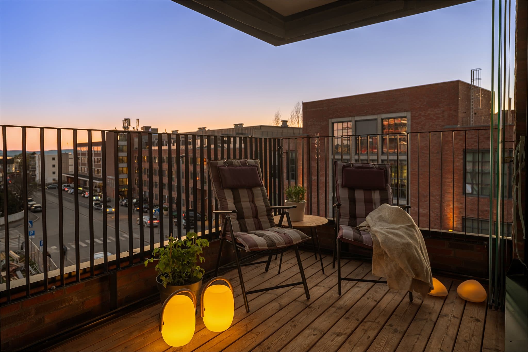 Emera eiendomsmegling ønsker velkommen til Bøkkerveien 40B!
Foto: Henrik Fjørtoft Sporsheim.