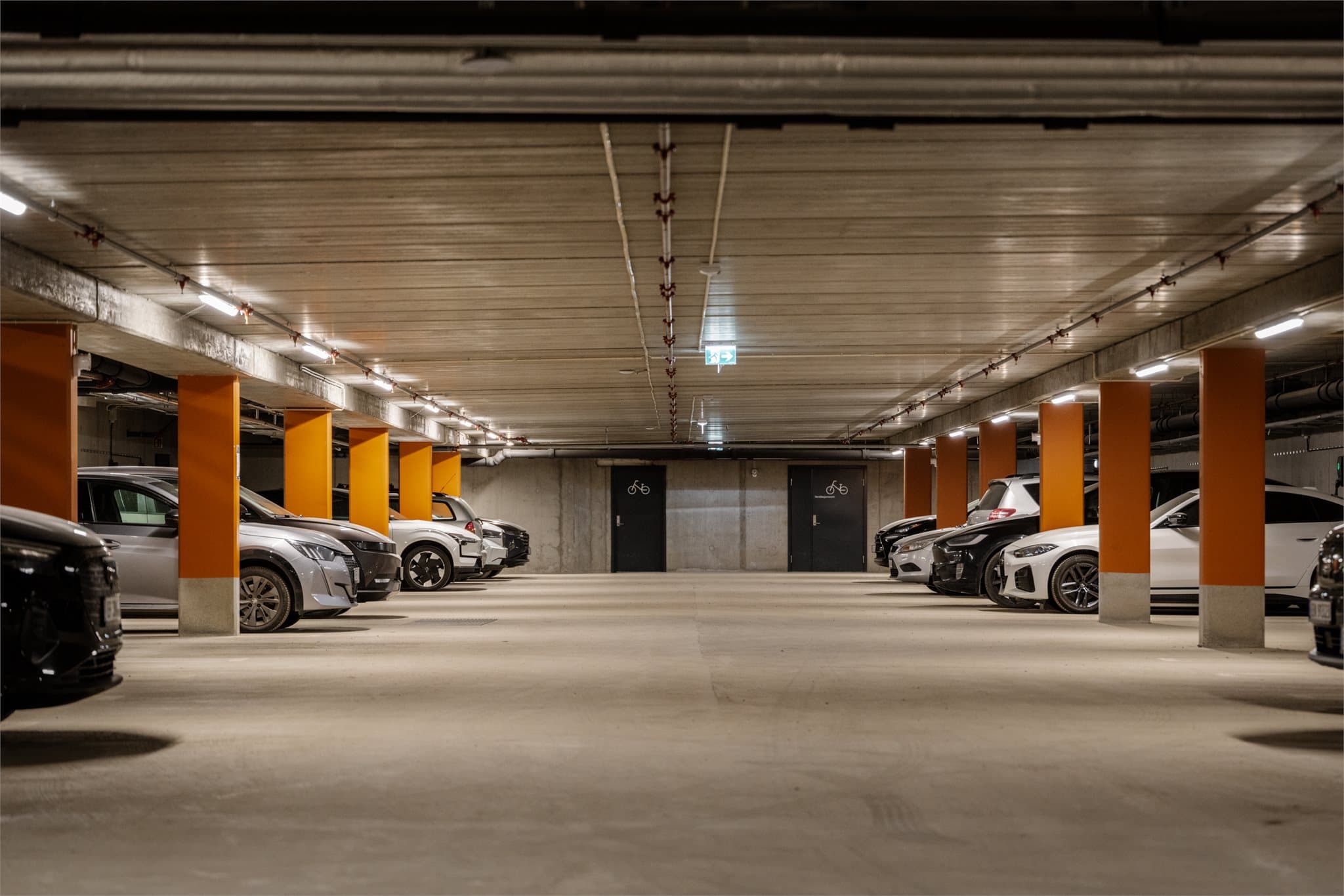 I parkeringskjelleren er det rikelig med sykkelparkering.