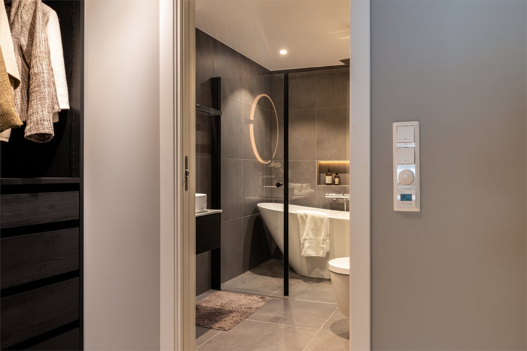 Dette er en skjermet sone, perfekt når man har gjester og ønsker noe eget og privat.