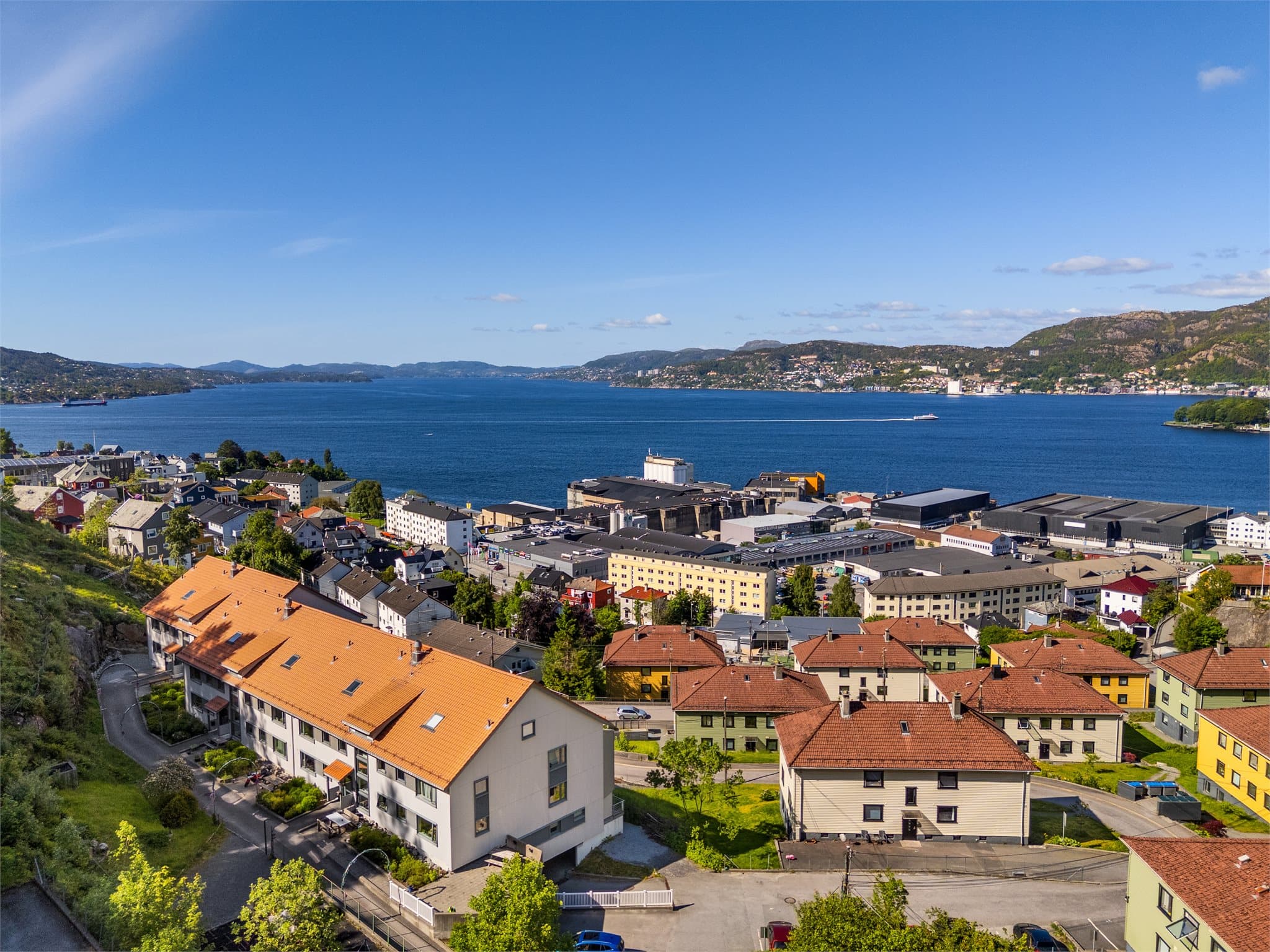 - Kort vei til badeplassen Olderneset for en dukkert i sommerhalvåret -