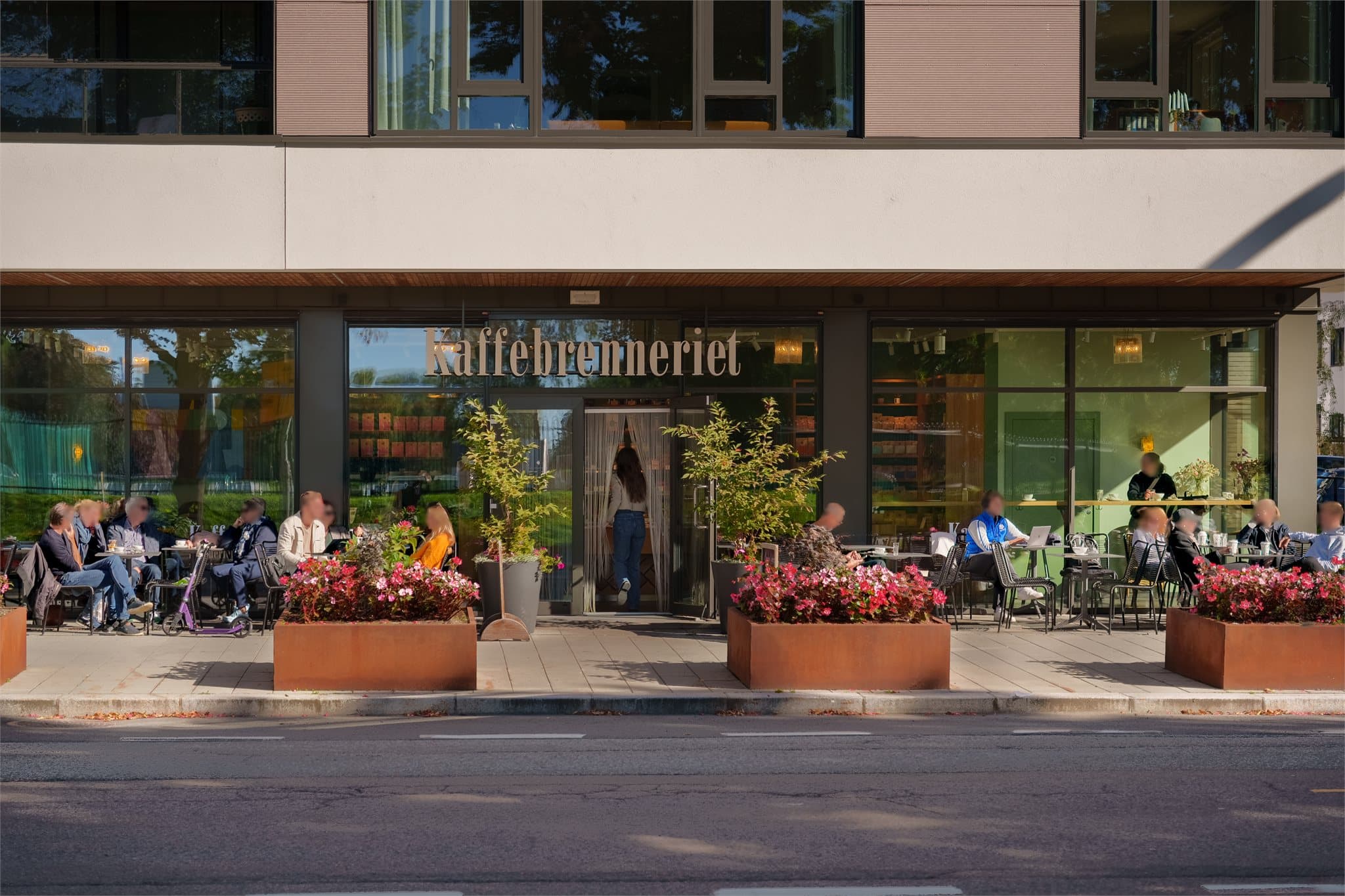 I Middelthunet finner du populære serveringssteder som Kaffebrenneriet.