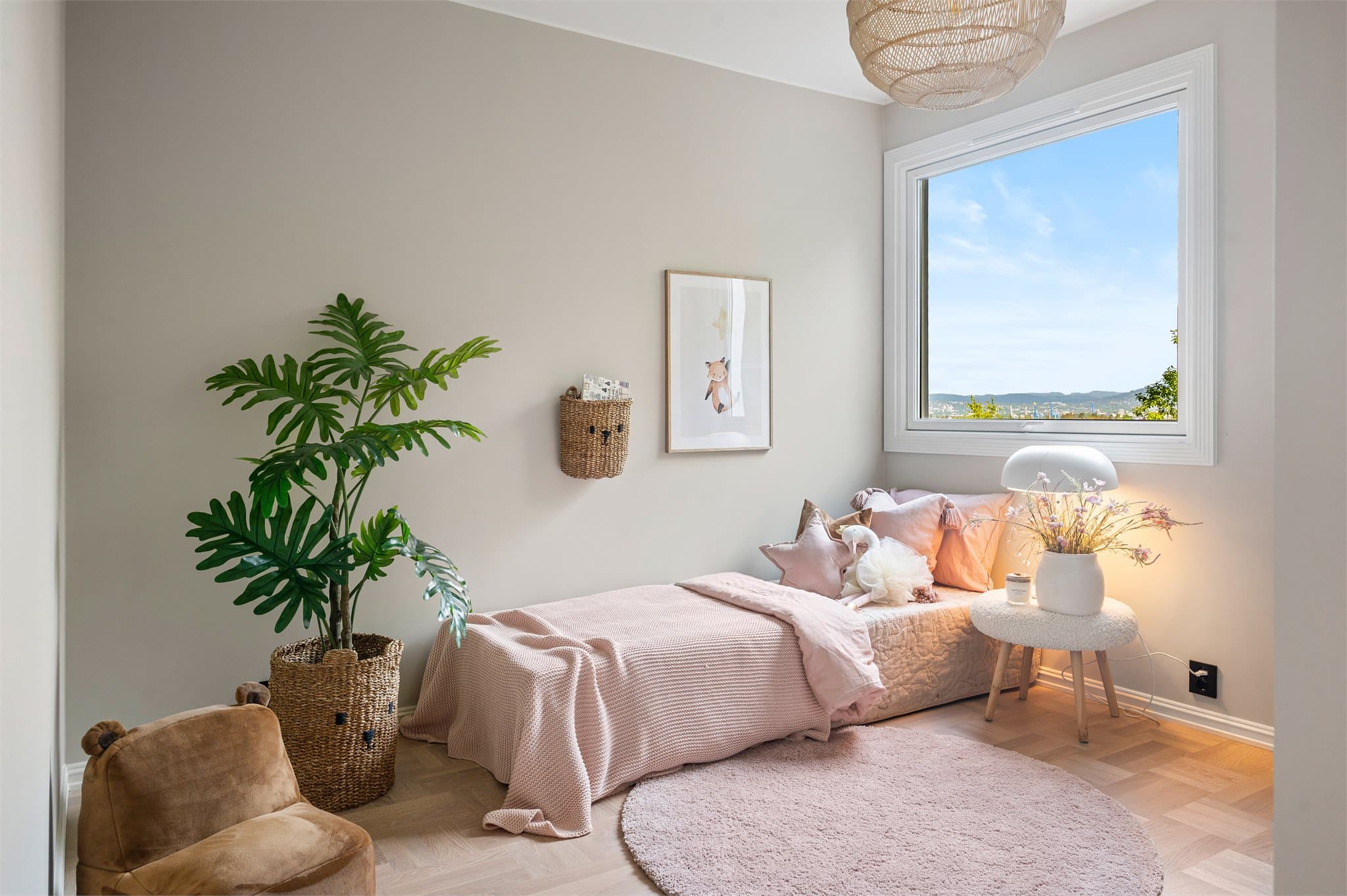 Soverom 3 er et koselig rom som også egner seg som barnerom eller gjesterom.