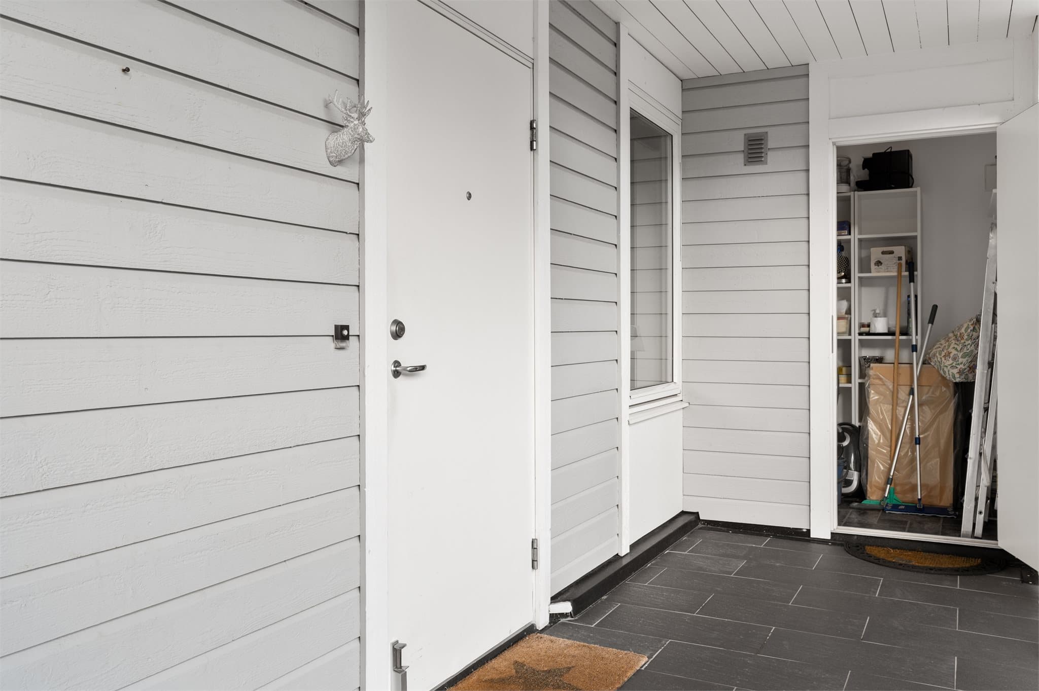 - Merk ekstern bod like utenfor egen inngangsdør! -