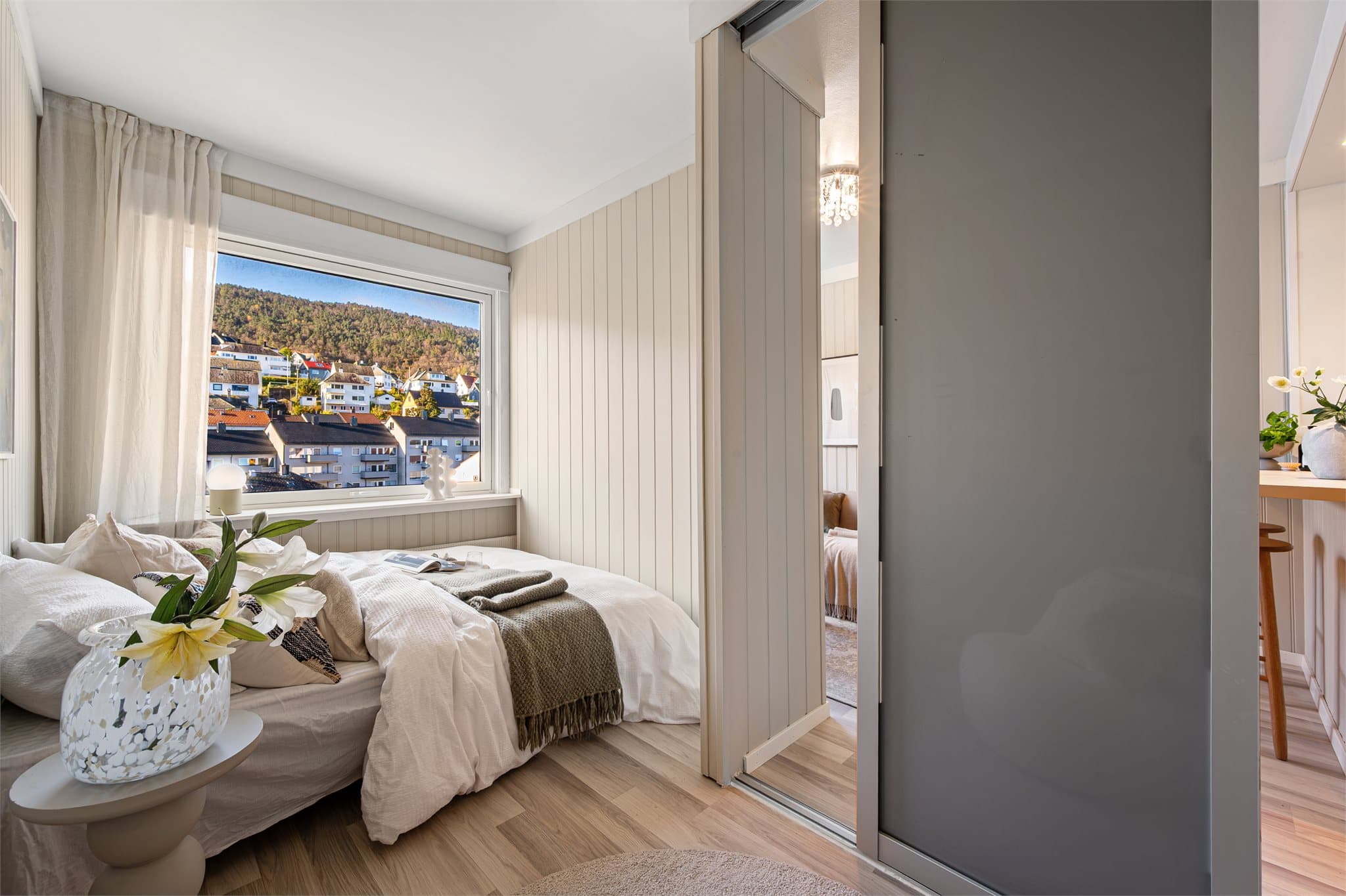 - Leiligheten disponerer en bod i toppetasjen som måler 1,3 m² -