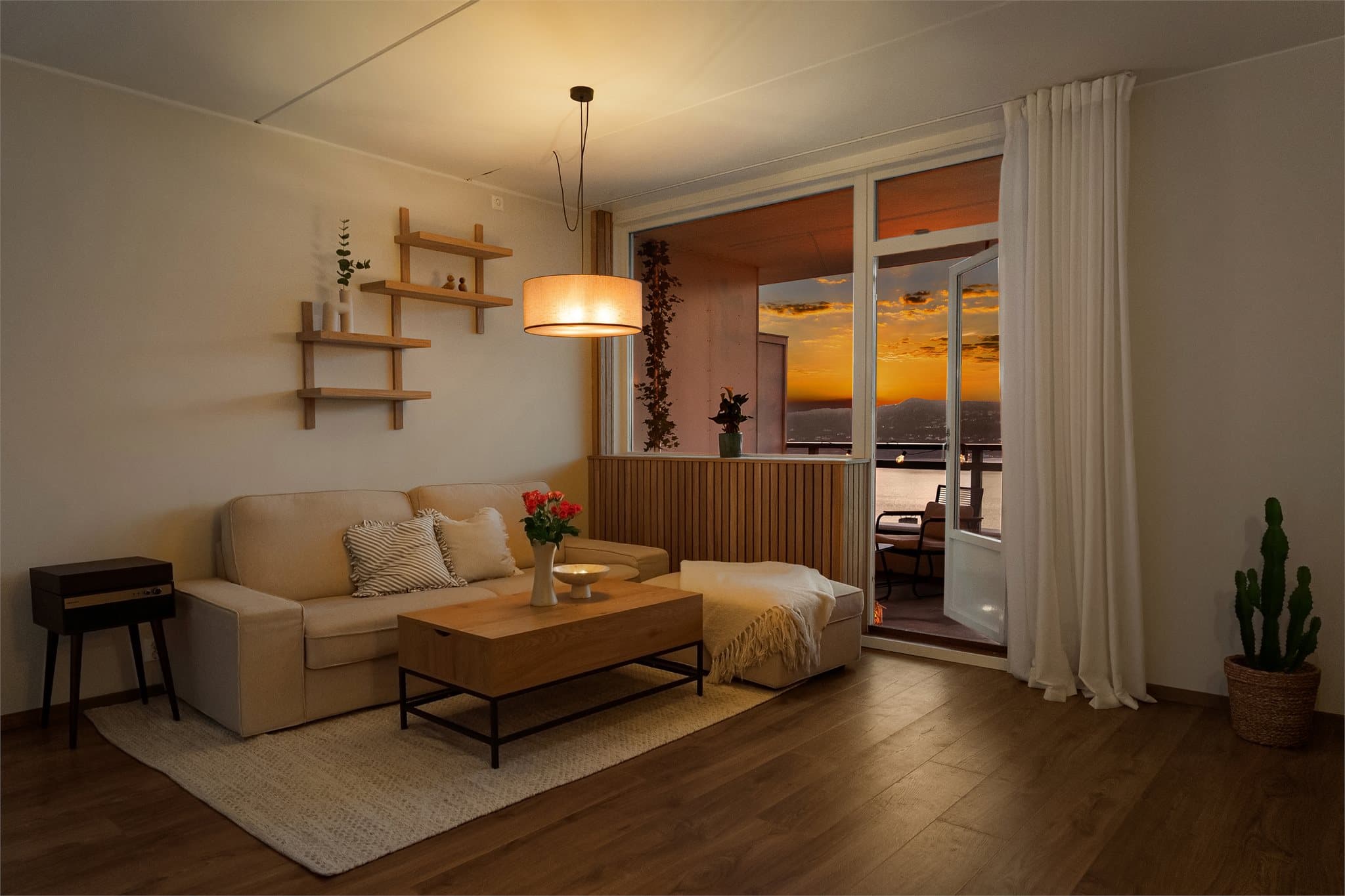 - Godt med plass til en hyggelig sofagruppe og øvrig møblement -