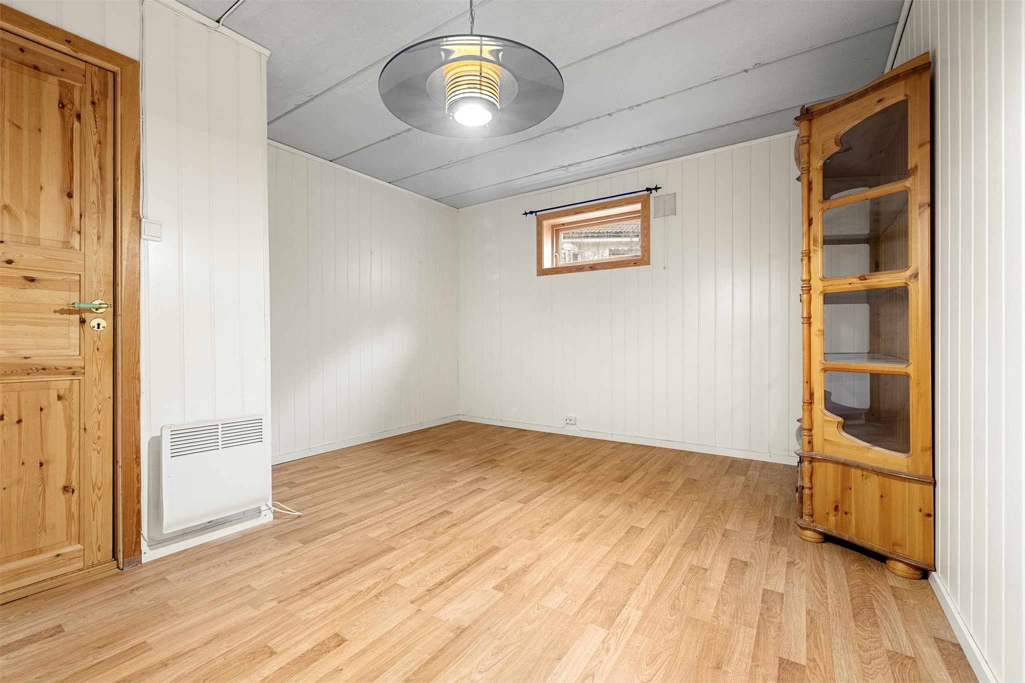 Ene soverommet i kjeller (ikke godkjent)