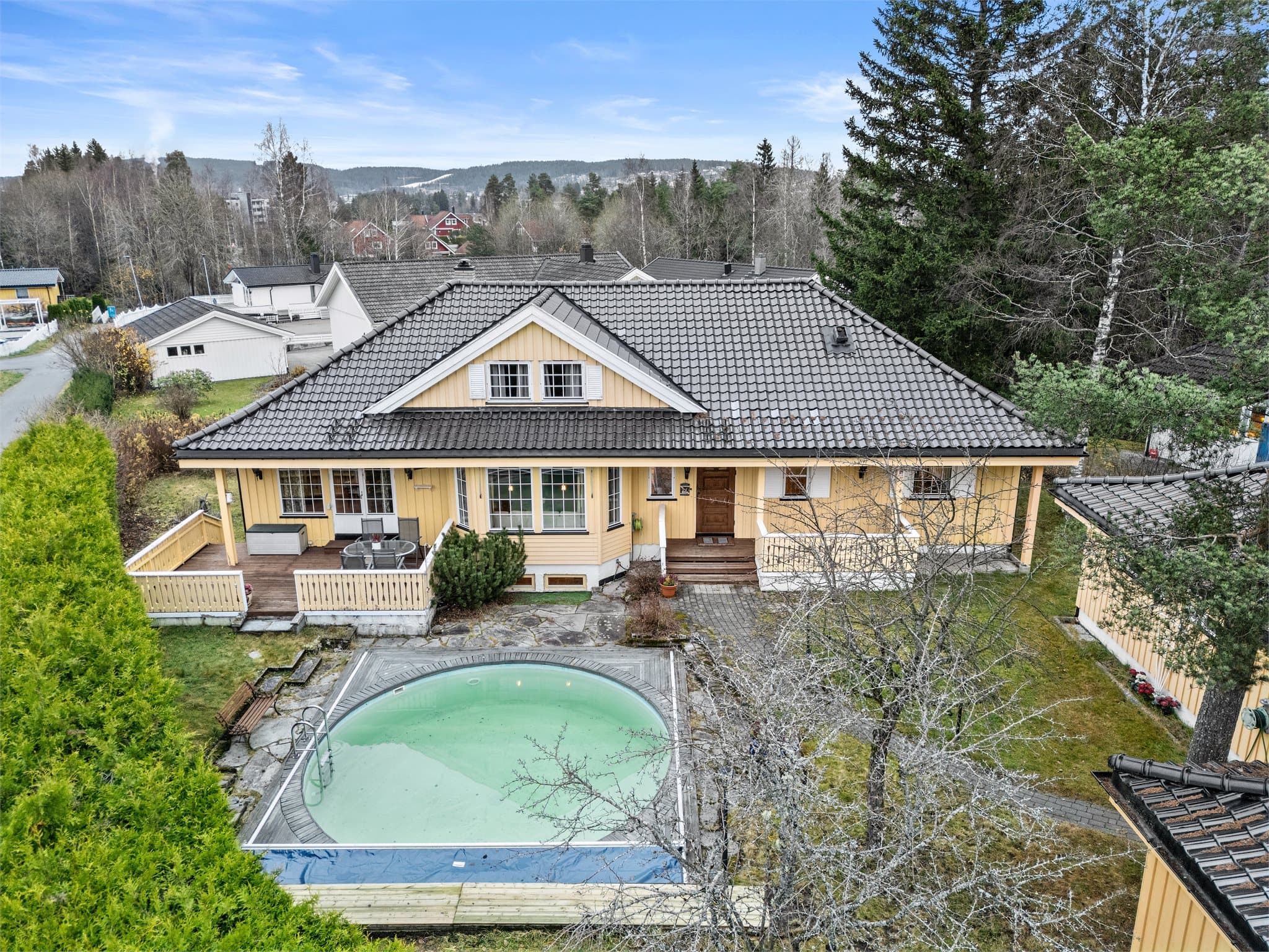 Rolig og etablert boligfelt med gode naboforhold