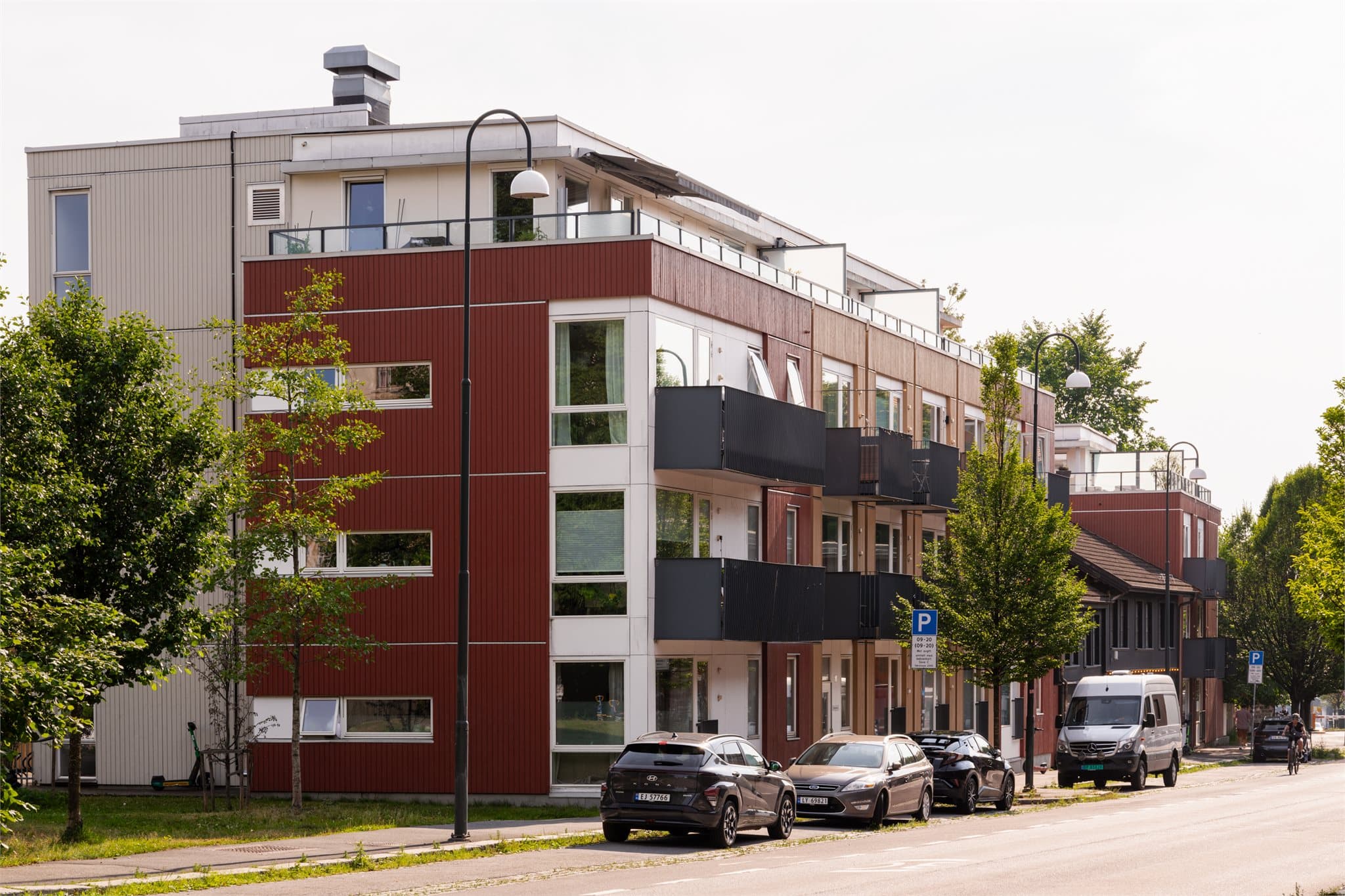 Området er rolig, samtidig som det er kort vei til sentrum og kollektivknutepunkter.
