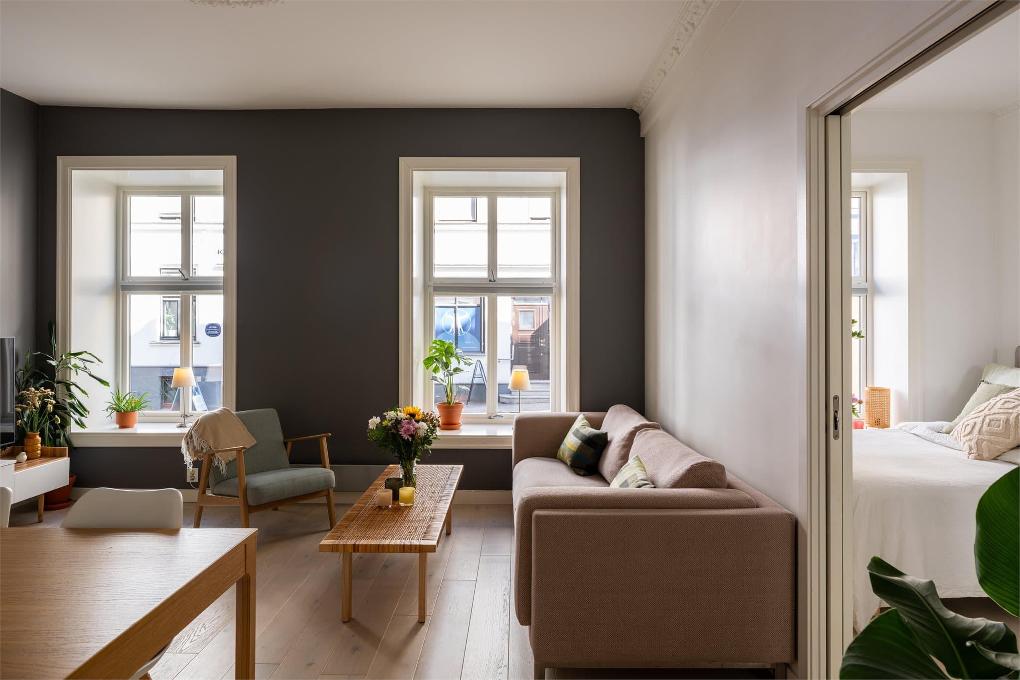 Leiligheten ble renovert i 2017 og fremstår svært lekker.