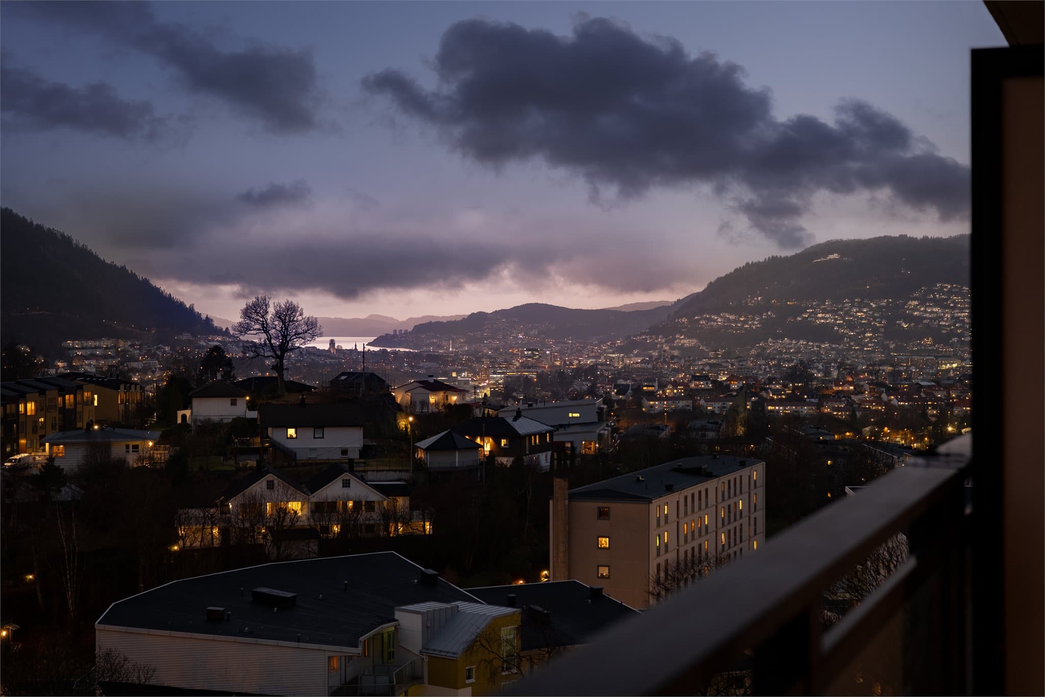 - Herfra kan du nyte nydelig utsikt mot vakker natur -