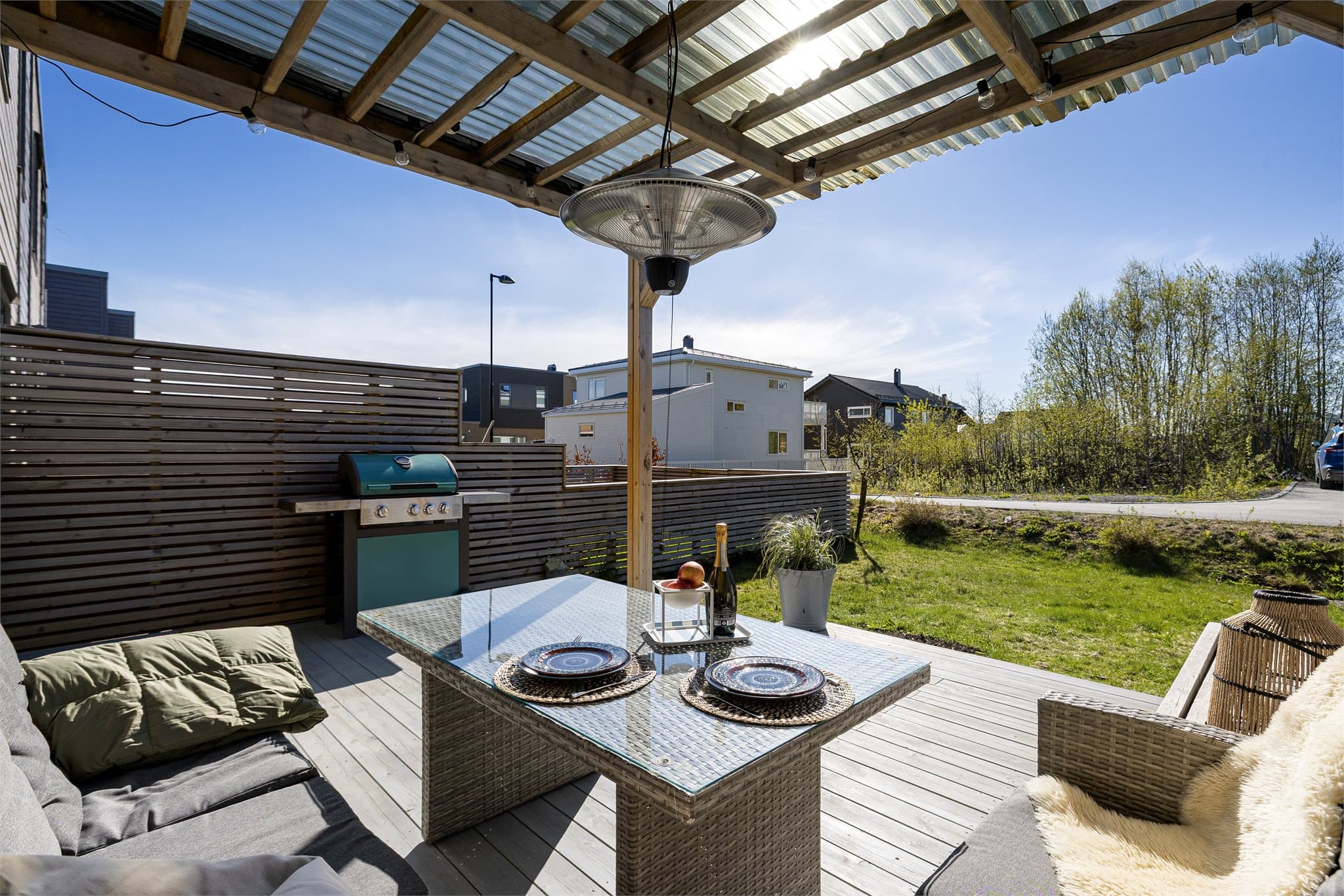 Her ligger alt til rette for å nyte varme sommerdager med gode solforhold.