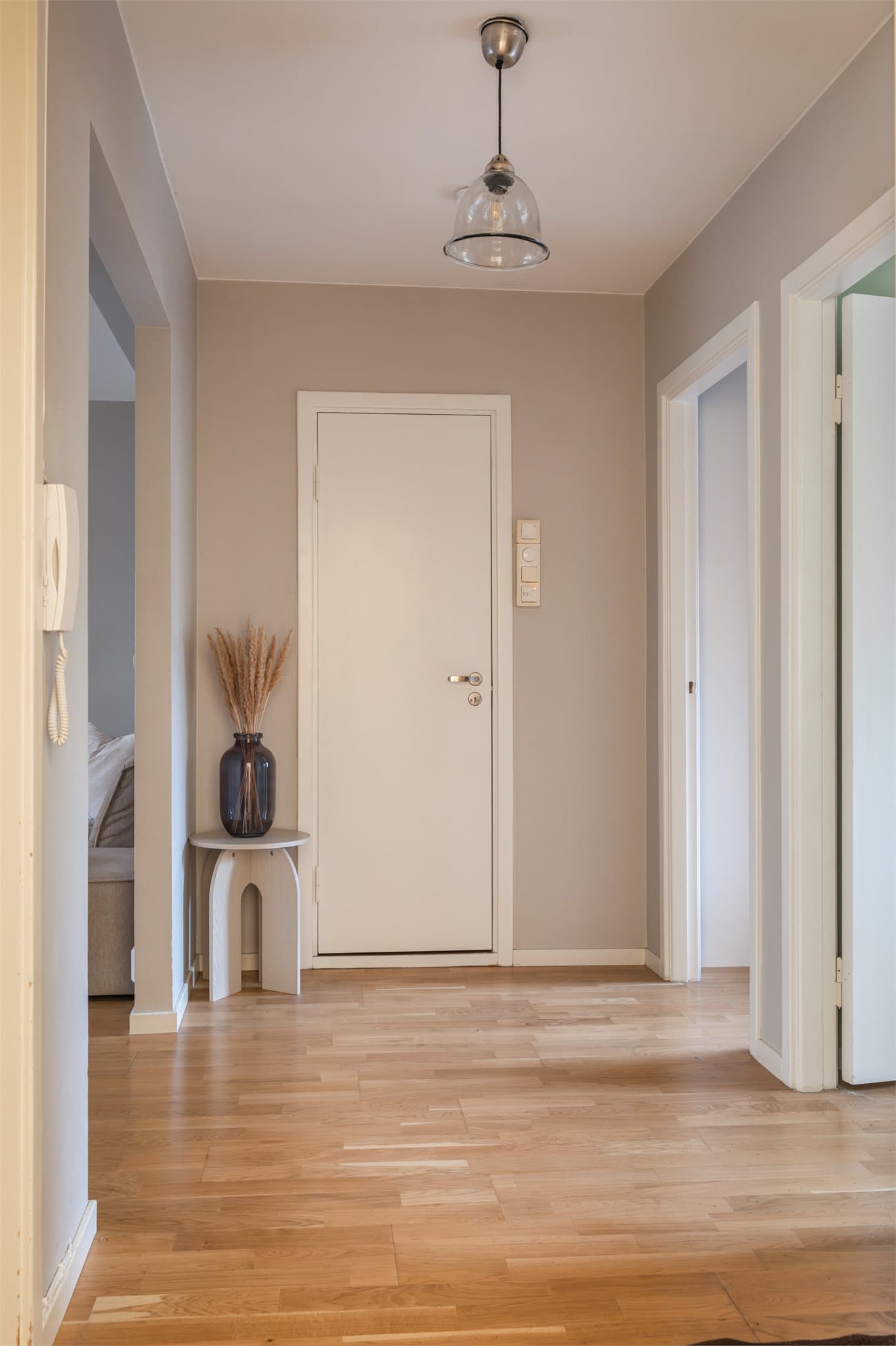 Videre innover finner du badet.