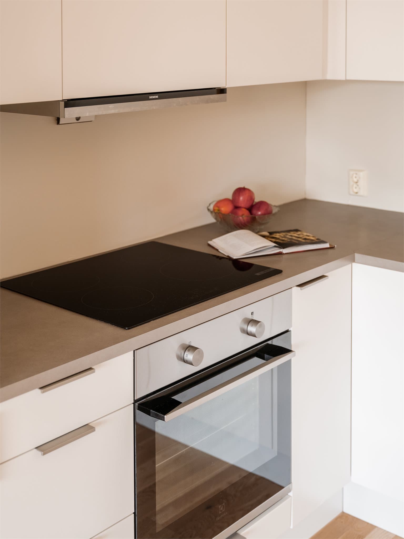 Detaljer fra kjøkkenet.