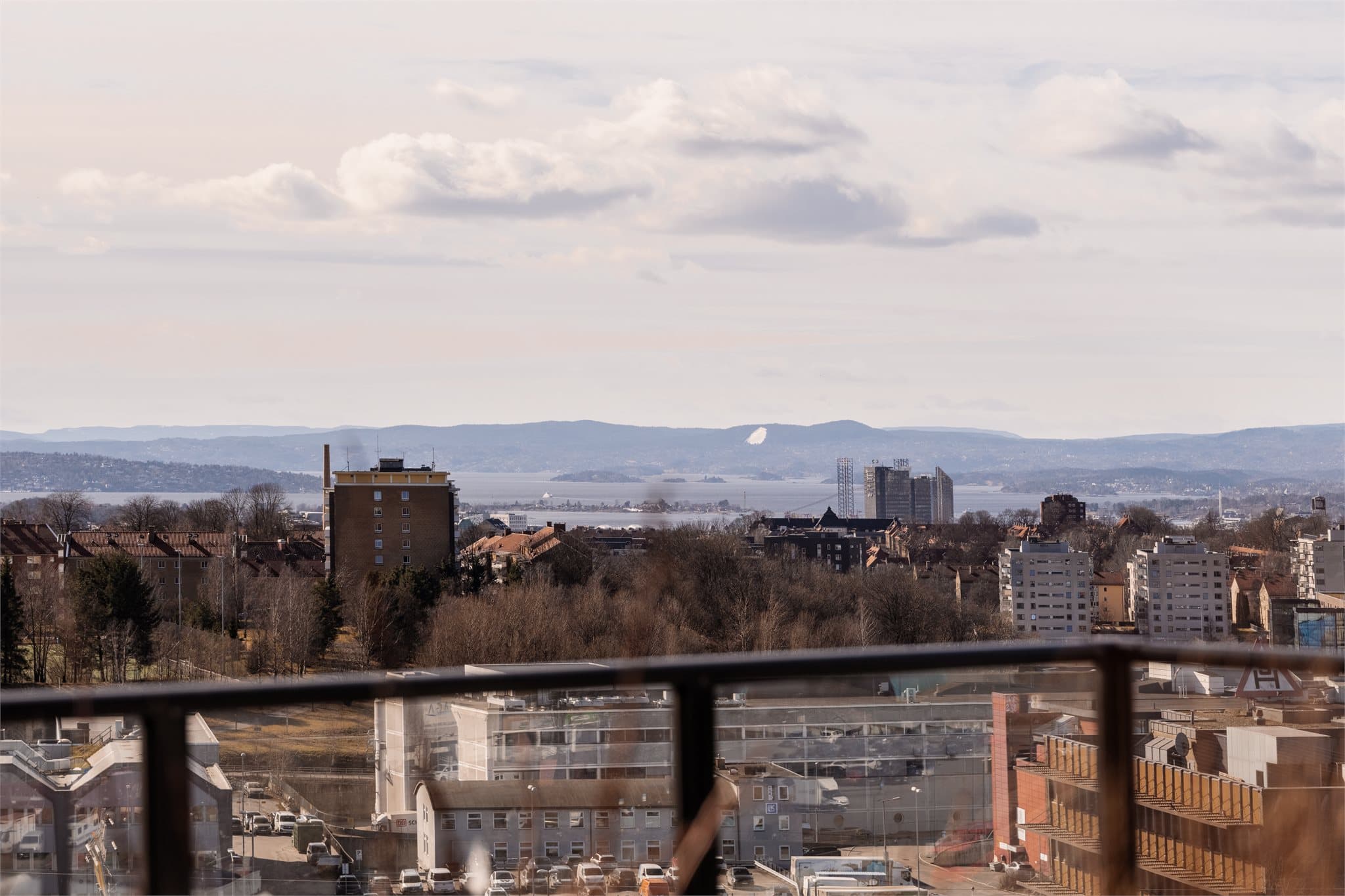 Takterrassen byr på en imponerende utsikt.
