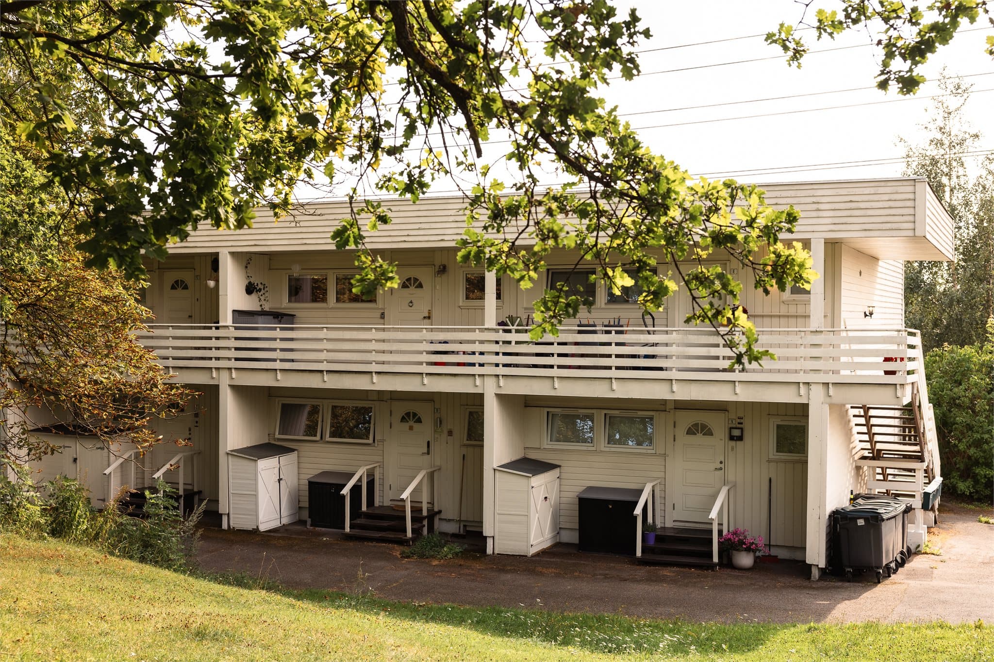 Her bor du i en grønne og naturskjønne omgivelser midt mellom Løren og Bjerke.