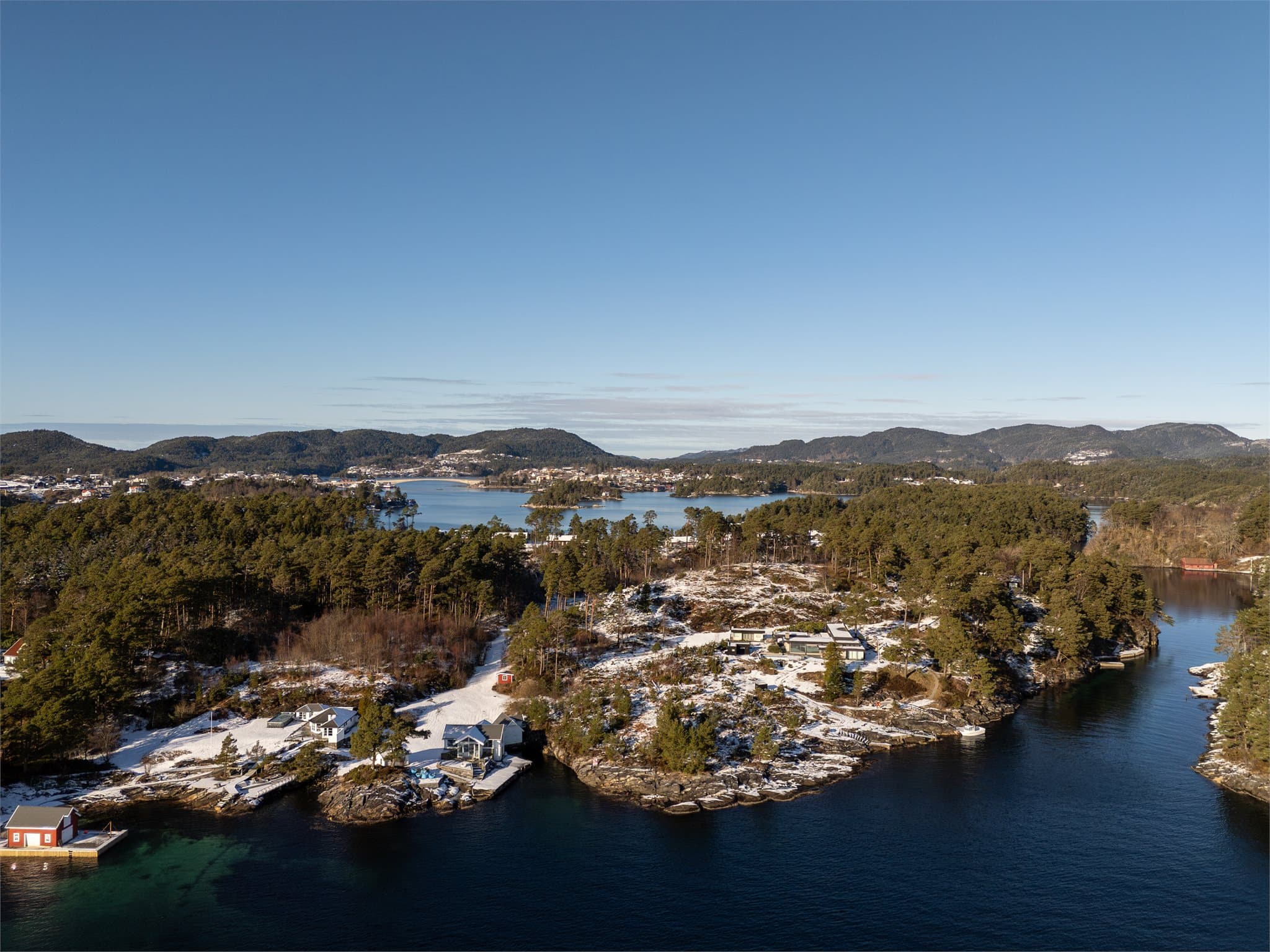 - Her kan man virkelig finne roen med den vakre utsikten og lyden av bølgebrus i bakgrunnen -