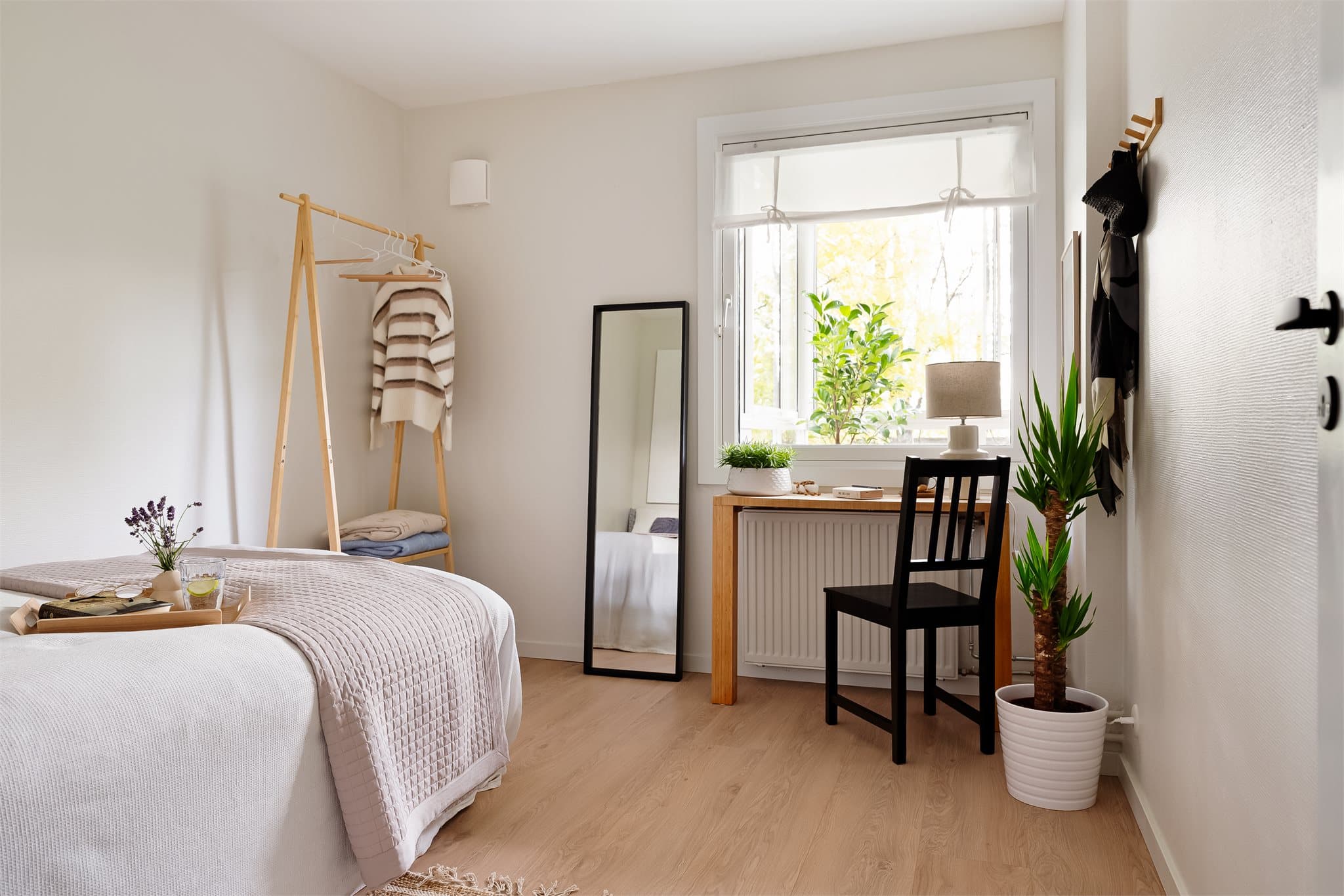 Som i resten av leiligheten er det nytt gulv og nymalte flater.