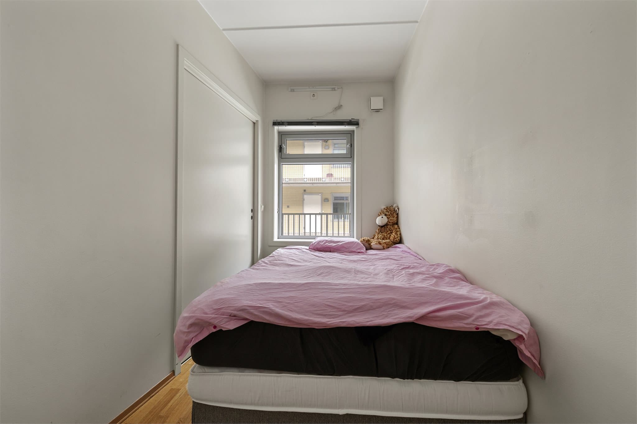 Her er det plass til en stor seng.