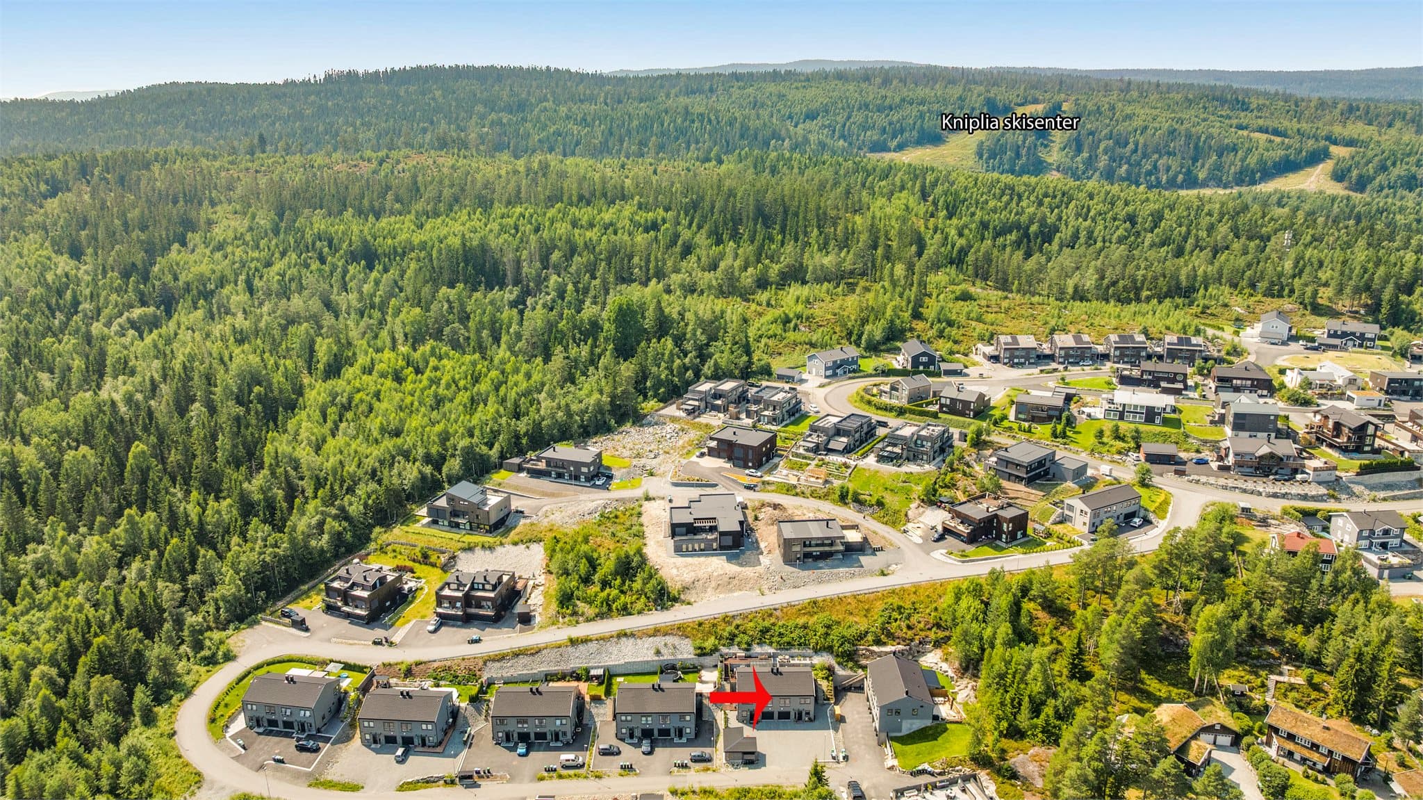 Kniplia skisenter bak i åsen byr på alpinglede for små og store.