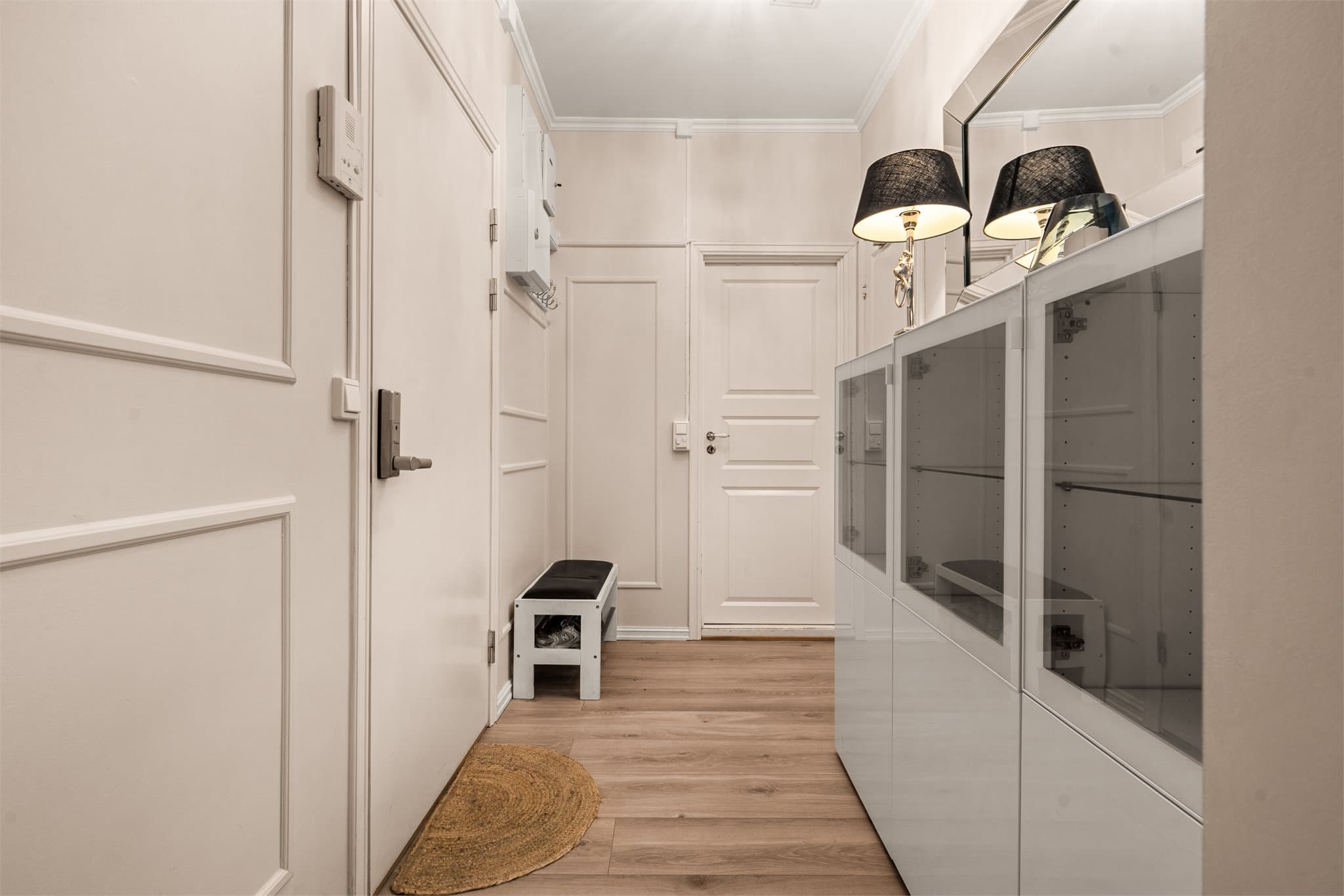 Lyst og innbydende med en fin planløsning.