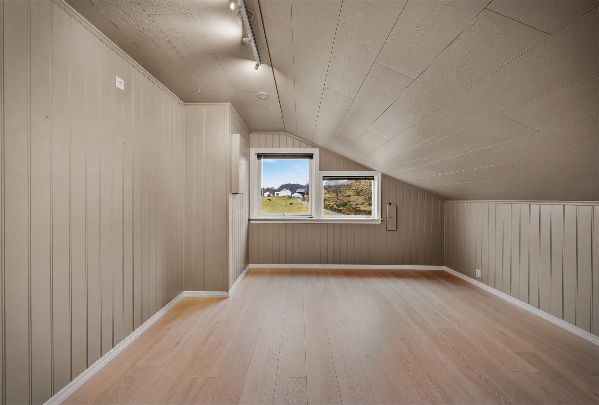 - De to soverommene måler hhv. 13,1m² og 15,2m² -