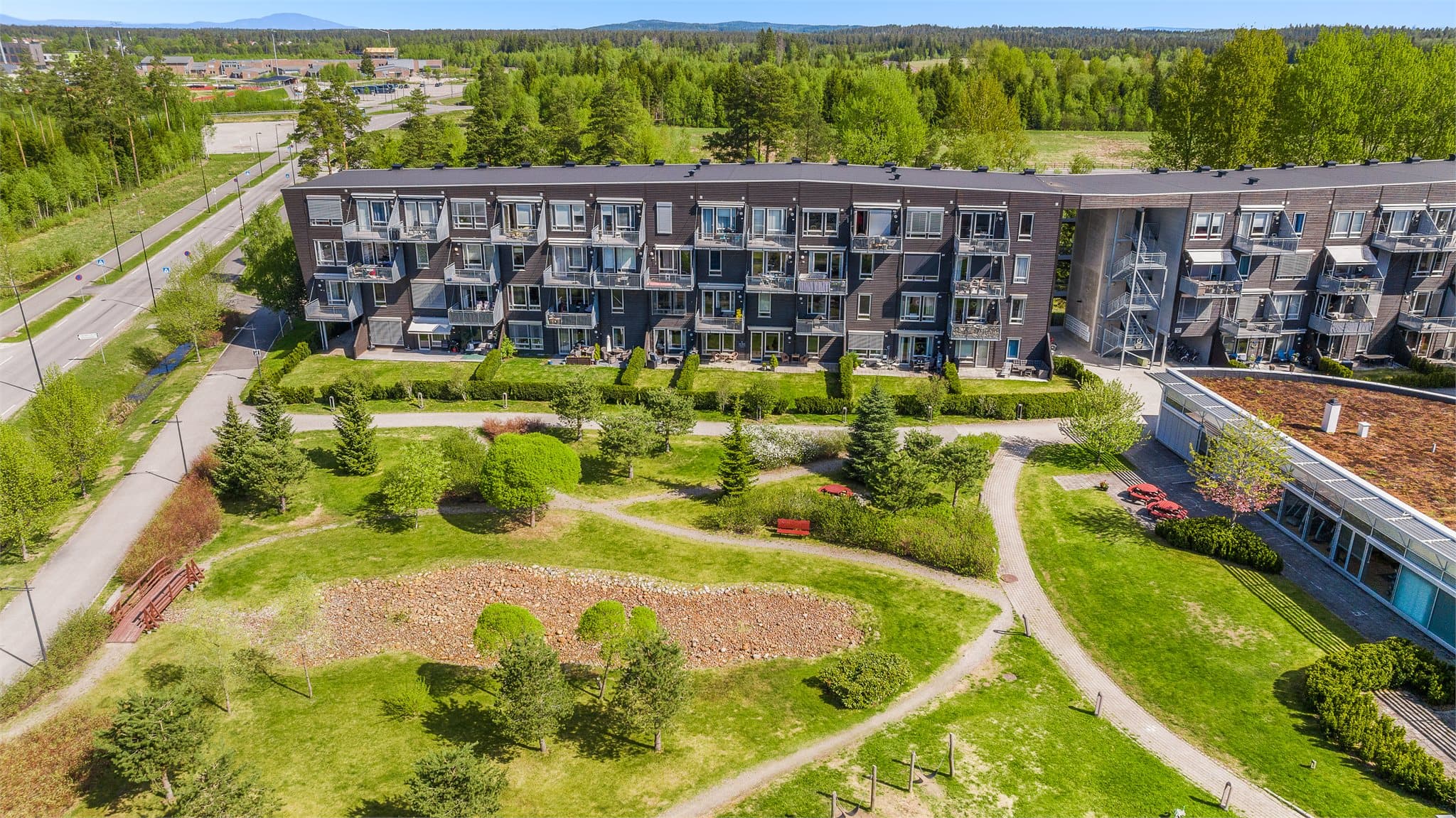 Her bor du sentralt til på Jessheim samtidig som man har kort vei til marka!