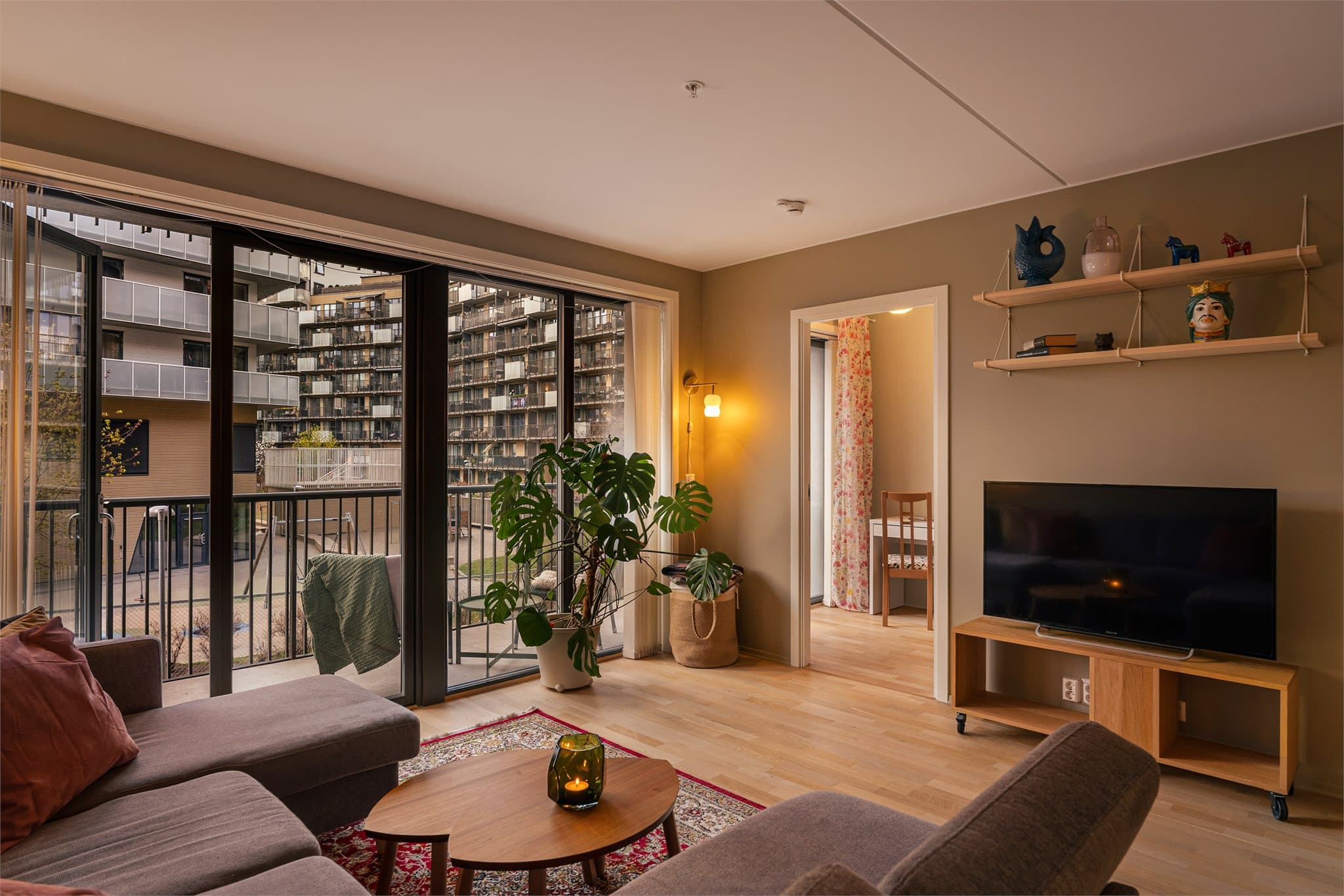 Emera Eiendomsmegling ønsker velkommen til Selma Ellefsens vei 3L! Foto: Paul-Dan Dragoman.