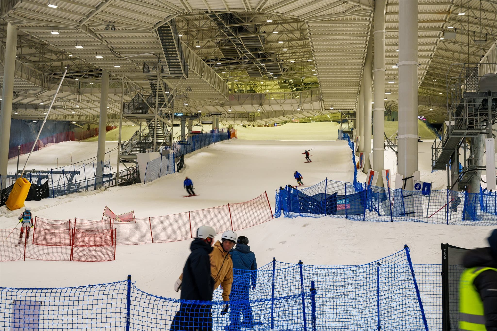 Lørenskog er også hjem til SNØ, en helårsarena for ski og andre snøaktiviteter.