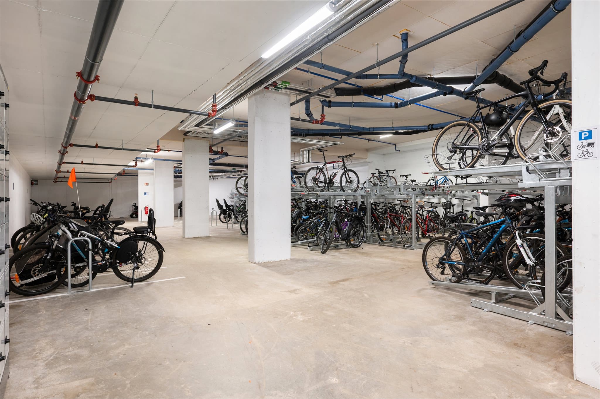 Felles innvendig sykkelparkering.