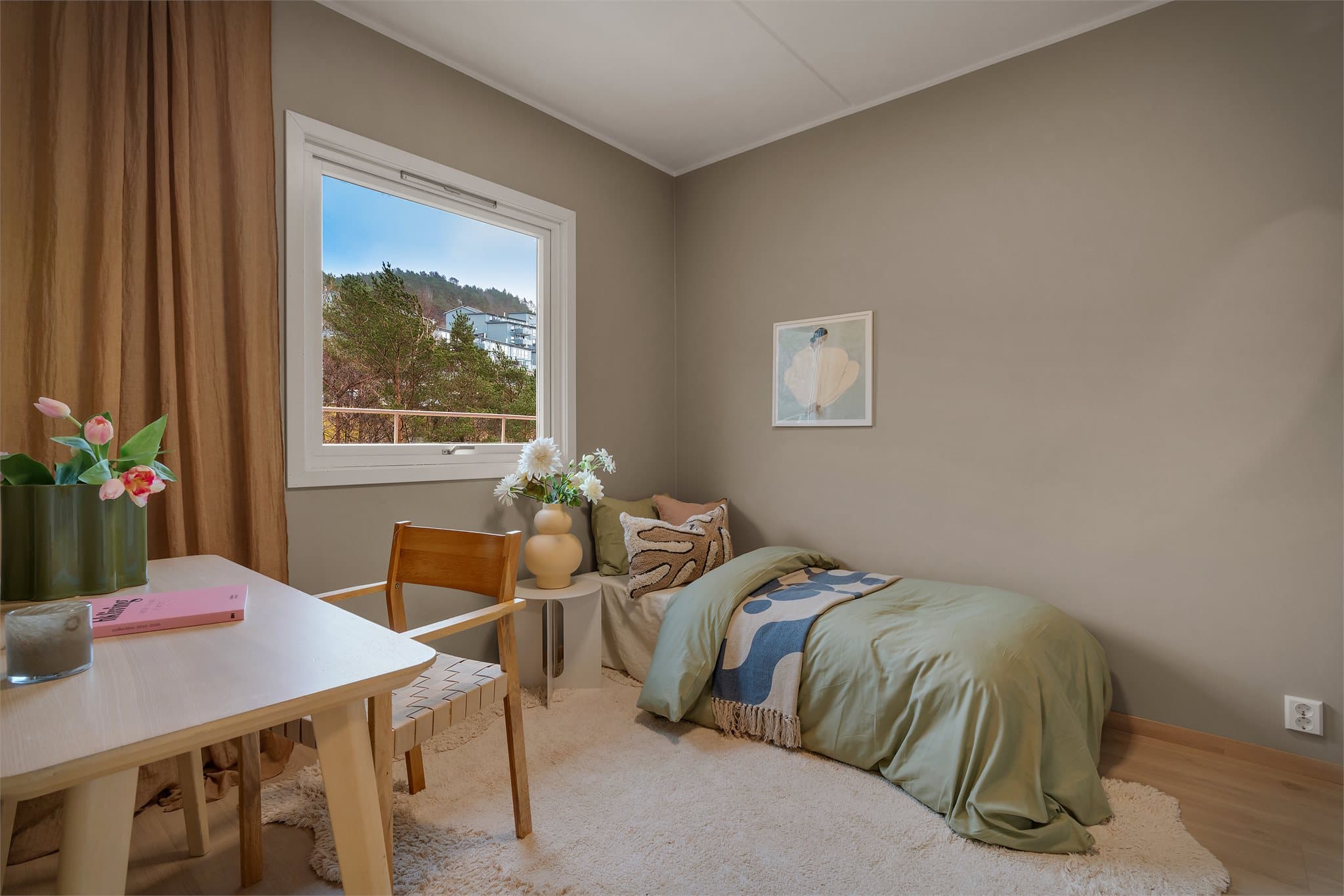 - Soverom 2 måler 7,8 m² -