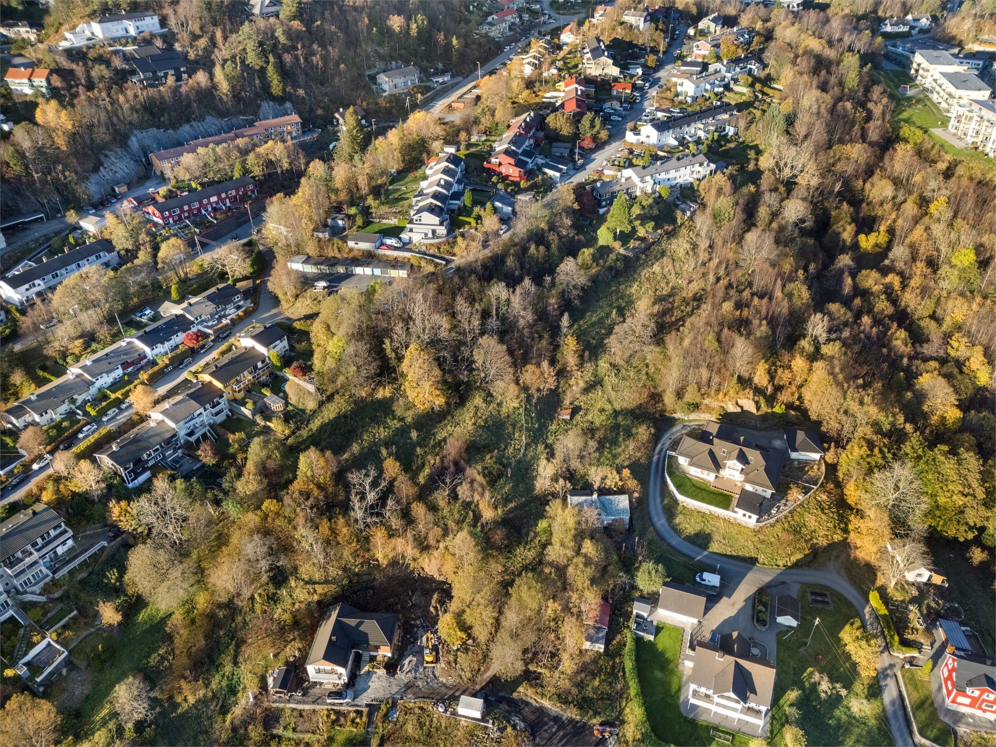 - Her har man nærhet til flott natur, samtidig som det er kort vei til det meste man skulle trenge i hverdagen -