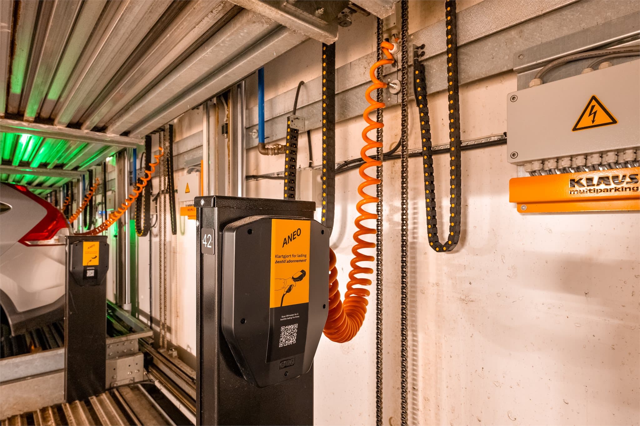 Plassen er klargjort for montering av elbillader.