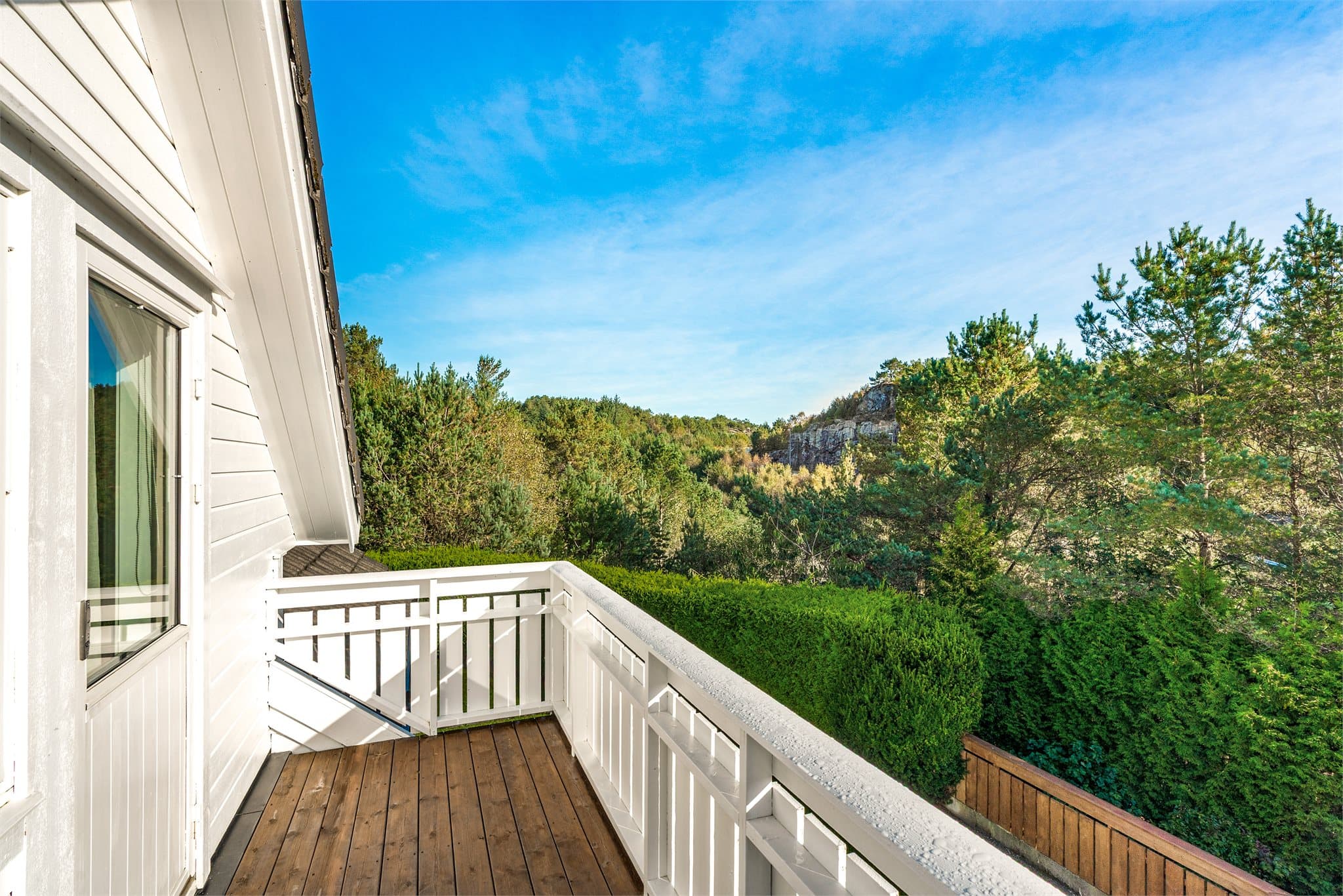 - Terrassen måler 6m² -