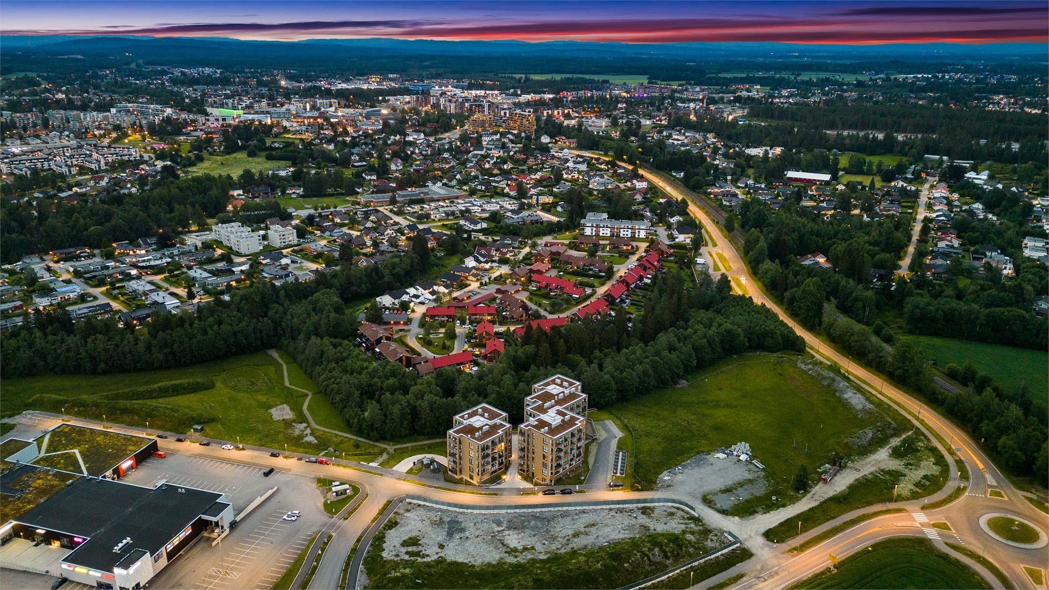 En moderne 1-roms selveierleilighet med sentral beliggehet rett utenfor Jessheim sentrum.