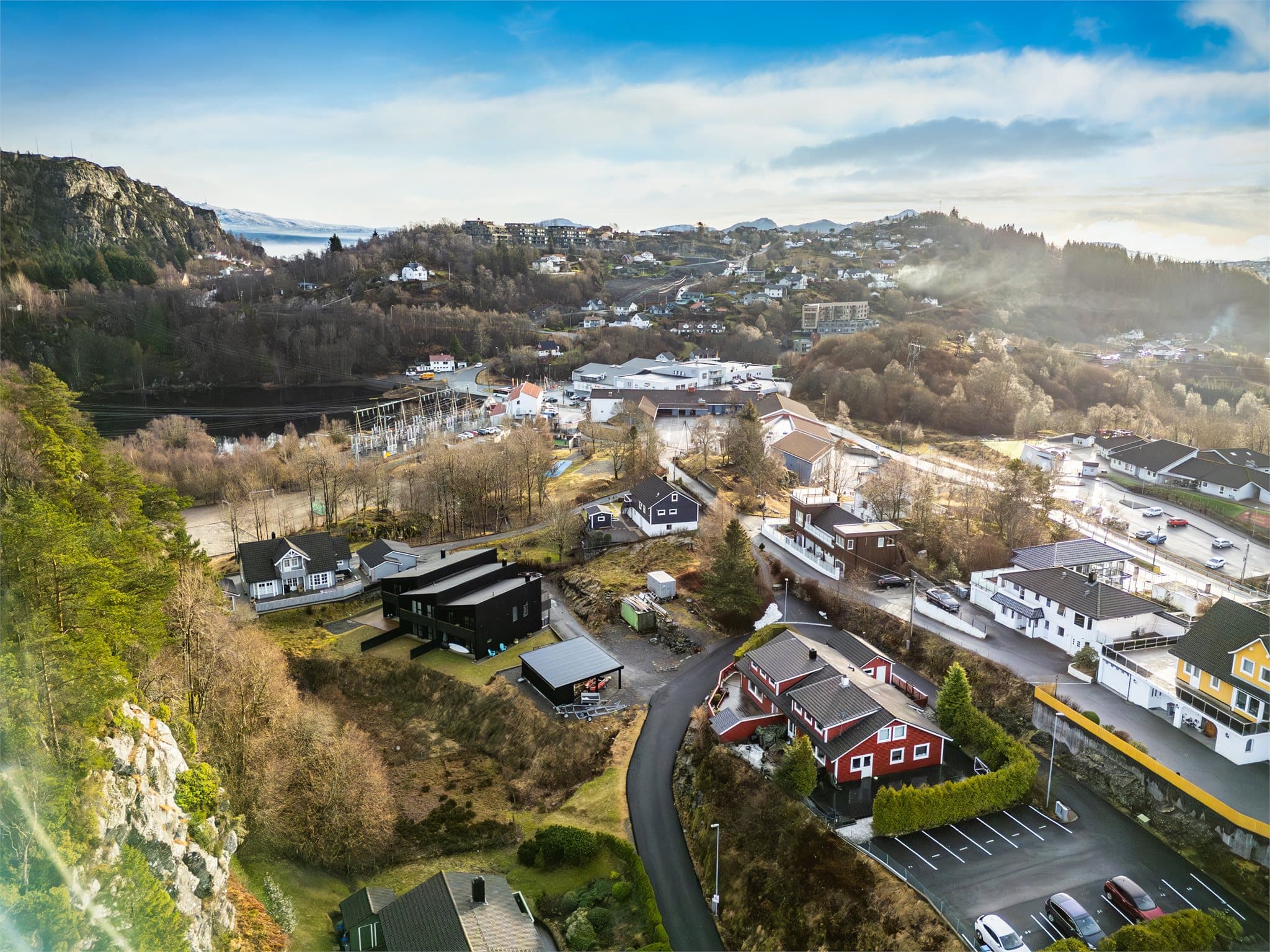 - Umiddelbar nærhet til nydelige turmuligheter for både store og små -