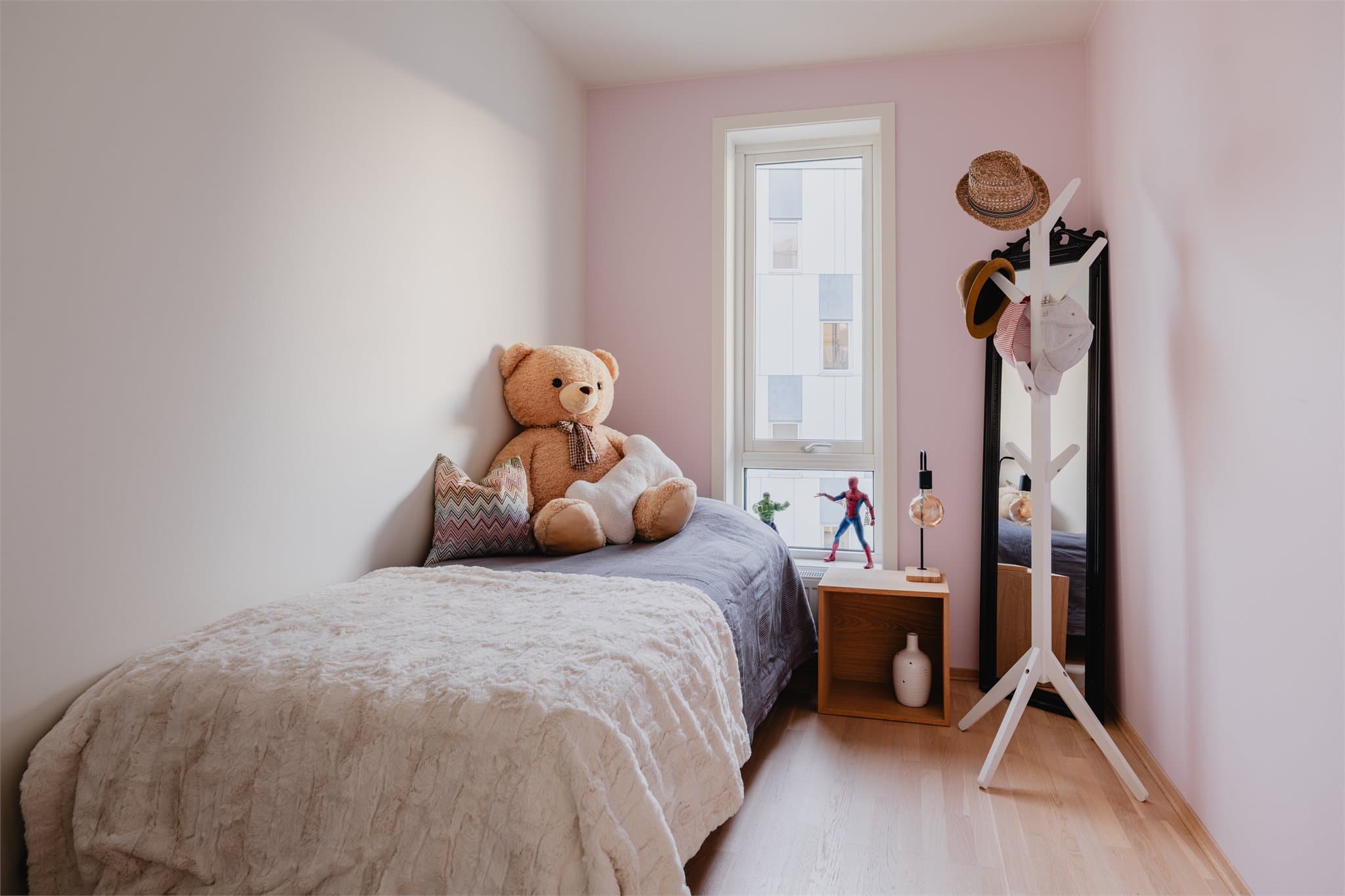 Soverom nr. 3 passer utmerket som bl.a. barnerom eller hobbyrom.