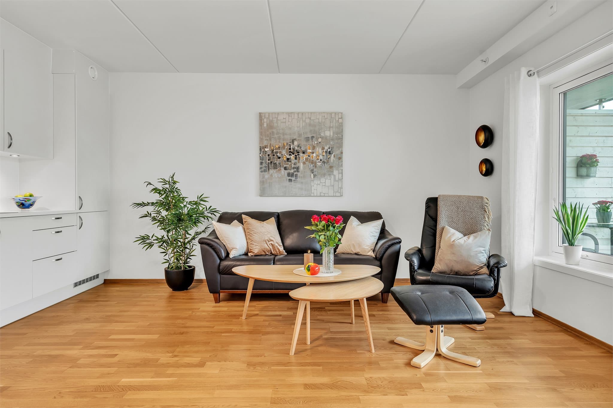 Leiligheten har balansert ventilasjon som sikrer et sunt og godt inneklima.