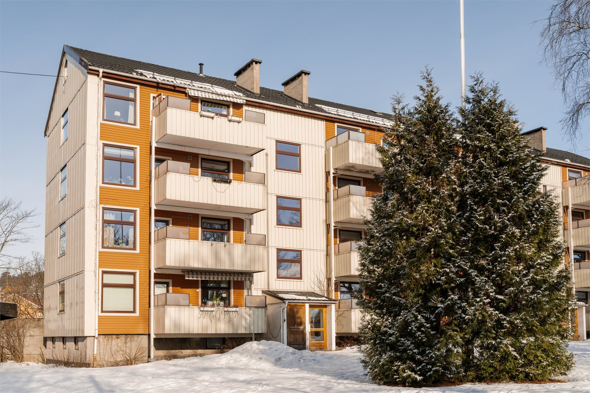 Hverdagslogistikken er enkel med både Kiwi og Rema 1000 i nærheten.