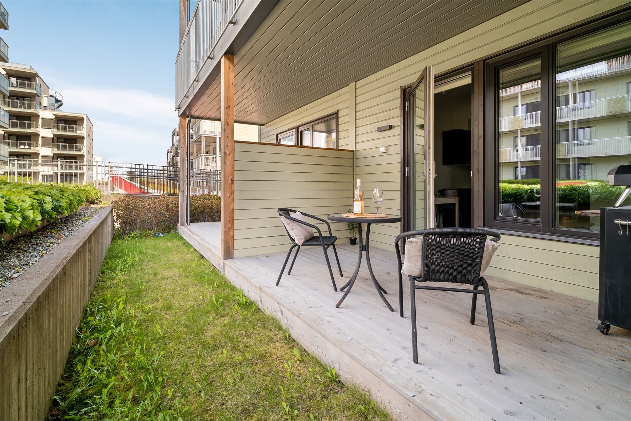 Med overbygd terrasse får du et uteområde som kan brukes gjennom flere årstider.