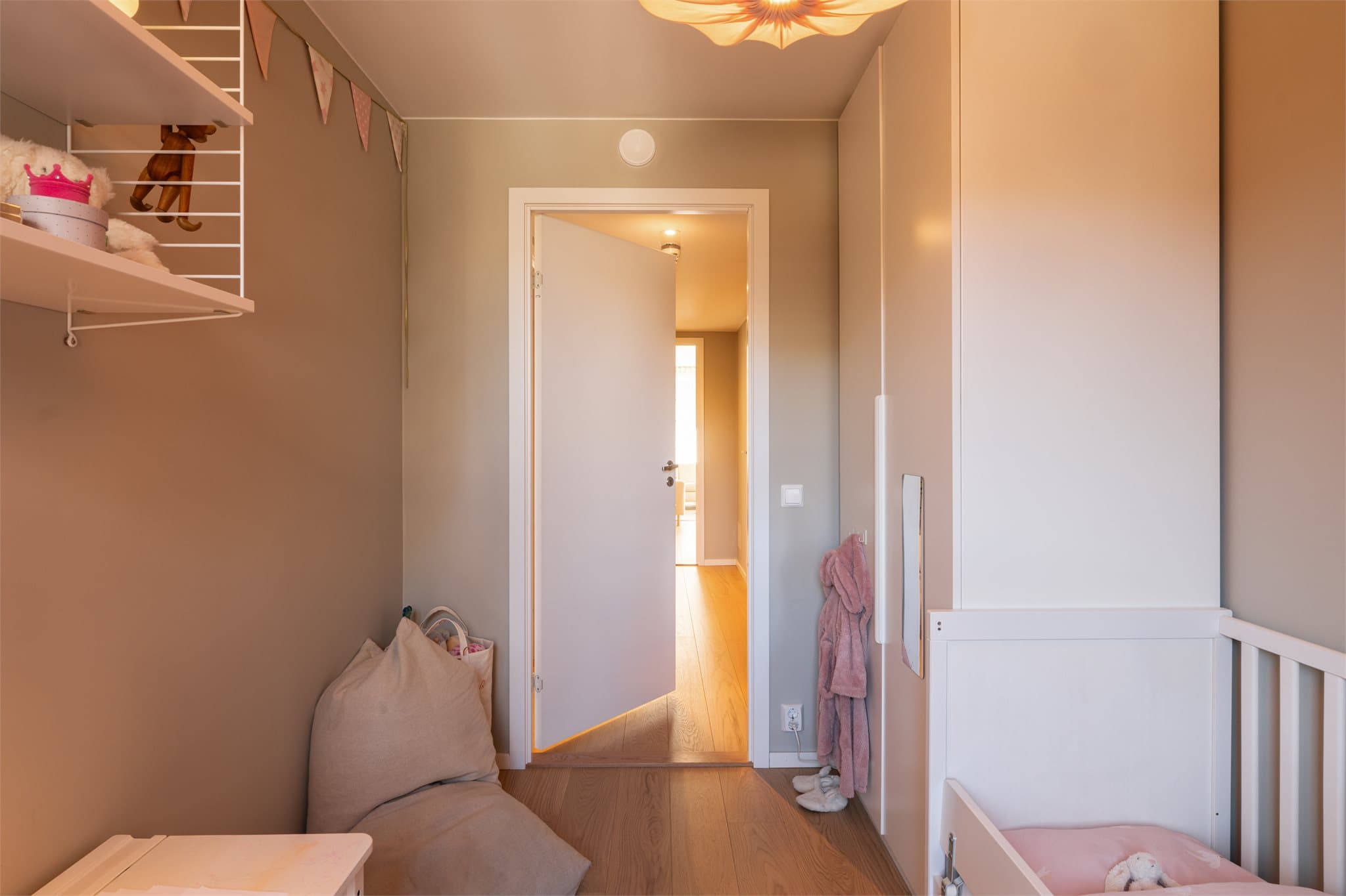 Den gode størrelsen inviterer til kreativ lek og samvær med gode venner.