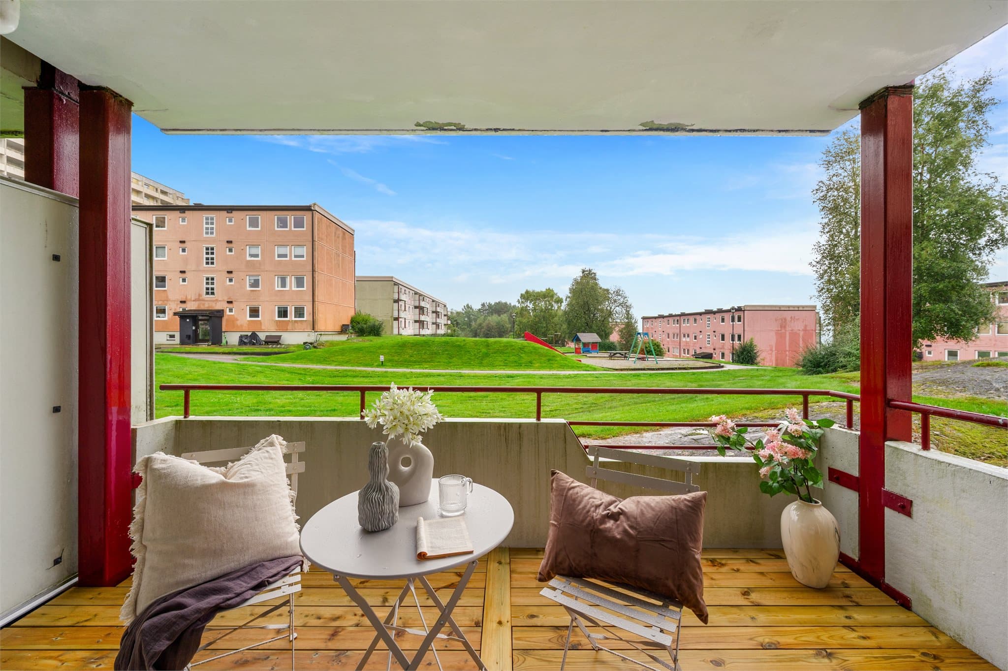 - Godt med plass til en hyggelig sittegruppe -