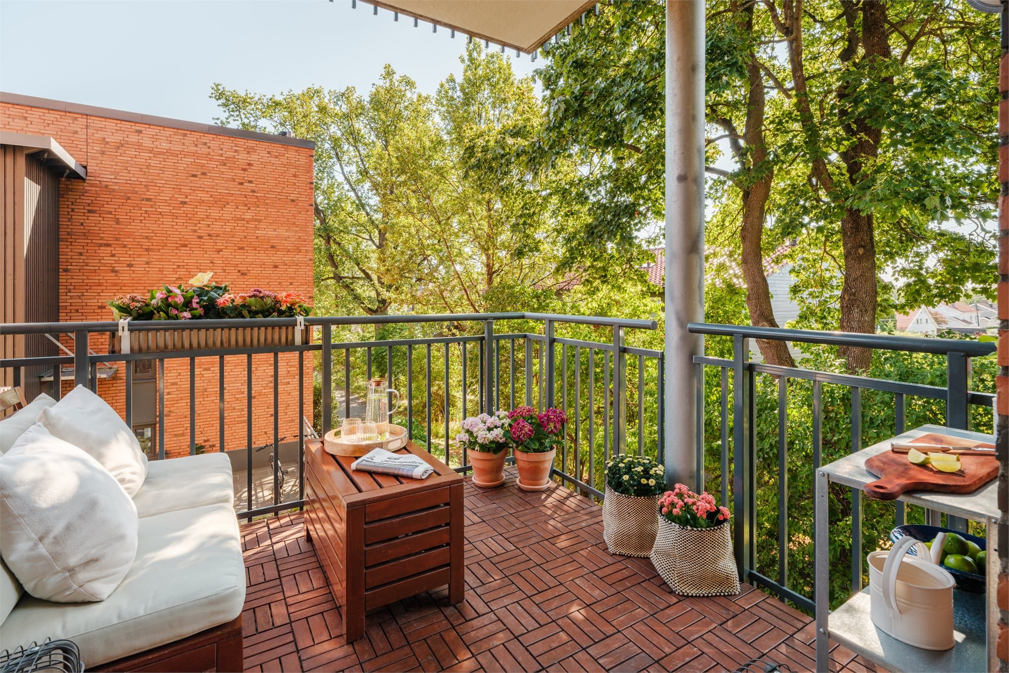 Emir Resulbegovic v. Emera eiendomsmegling ønsker velkommen til Bertrand Narvesens vei 43!